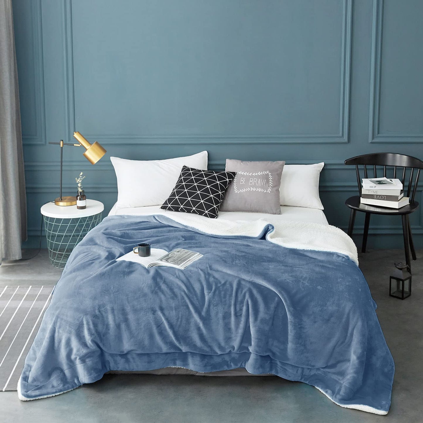 LBRO2M Sherpa Fleece Bed Blanket Queen Size,Super Soft Fuzzy Plush Warm Cozy Fluffy Microfiber Couch Throw Velvet Double Reversible Luxurious Blankets (Light Blue, Queen(90x90 Inches))