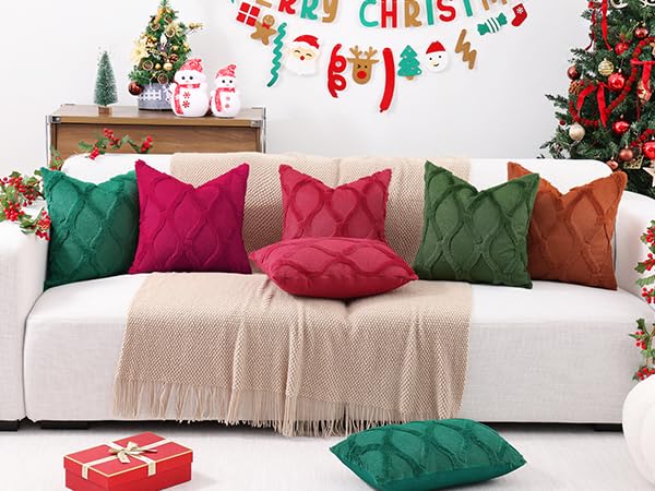 decorUhome Throw Pillow Covers 18x18 Inch Set of 2, Soft Plush Faux Fur Wool Burgundy Couch Pillow Covers, Decorative Neutral Pillow Cases for Bed Sofa Living Room Home Decor
