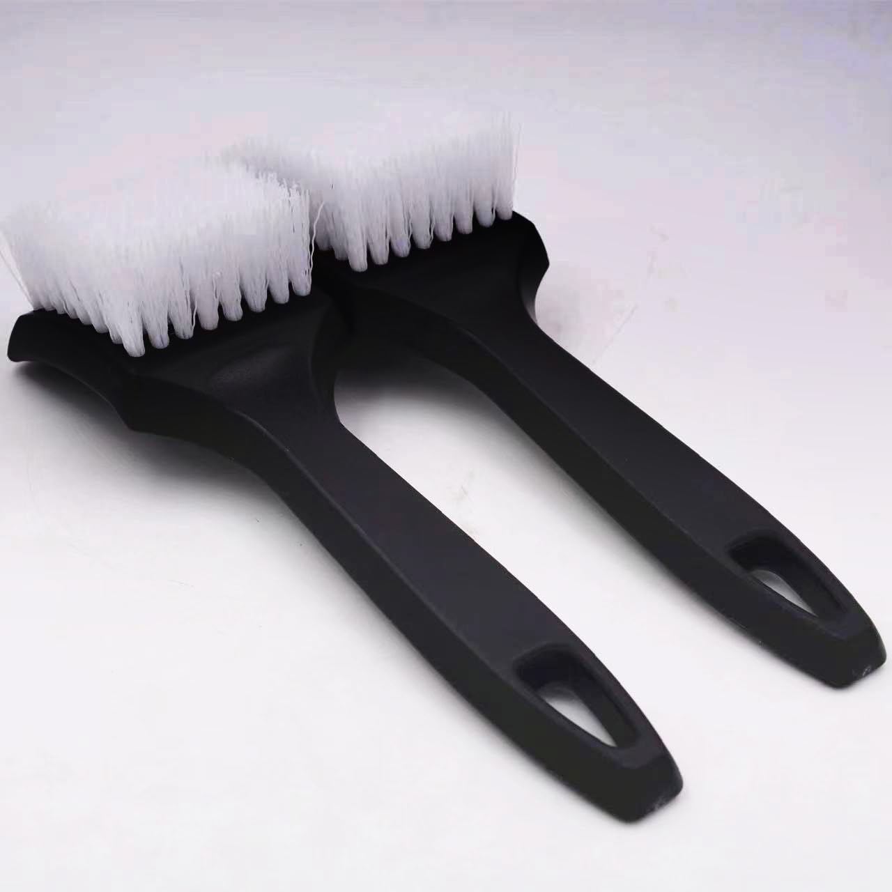 Tire Brush, Black Stiff Bristle Wheel Cleaning Brush, Car Carpet Brush, Detail Brush (White)