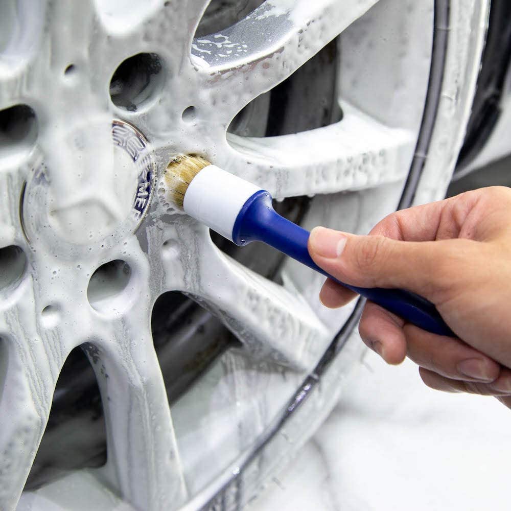 Natural Boar Hair Detailing Brush 5pcs Set, Automotive Non-Slip Detail Brushes for Cleaning Wheels, Engine, Interior, Exterior, Leather, Seat, Lug Nut, Emblems, Air Vents, Car, Motorcycle