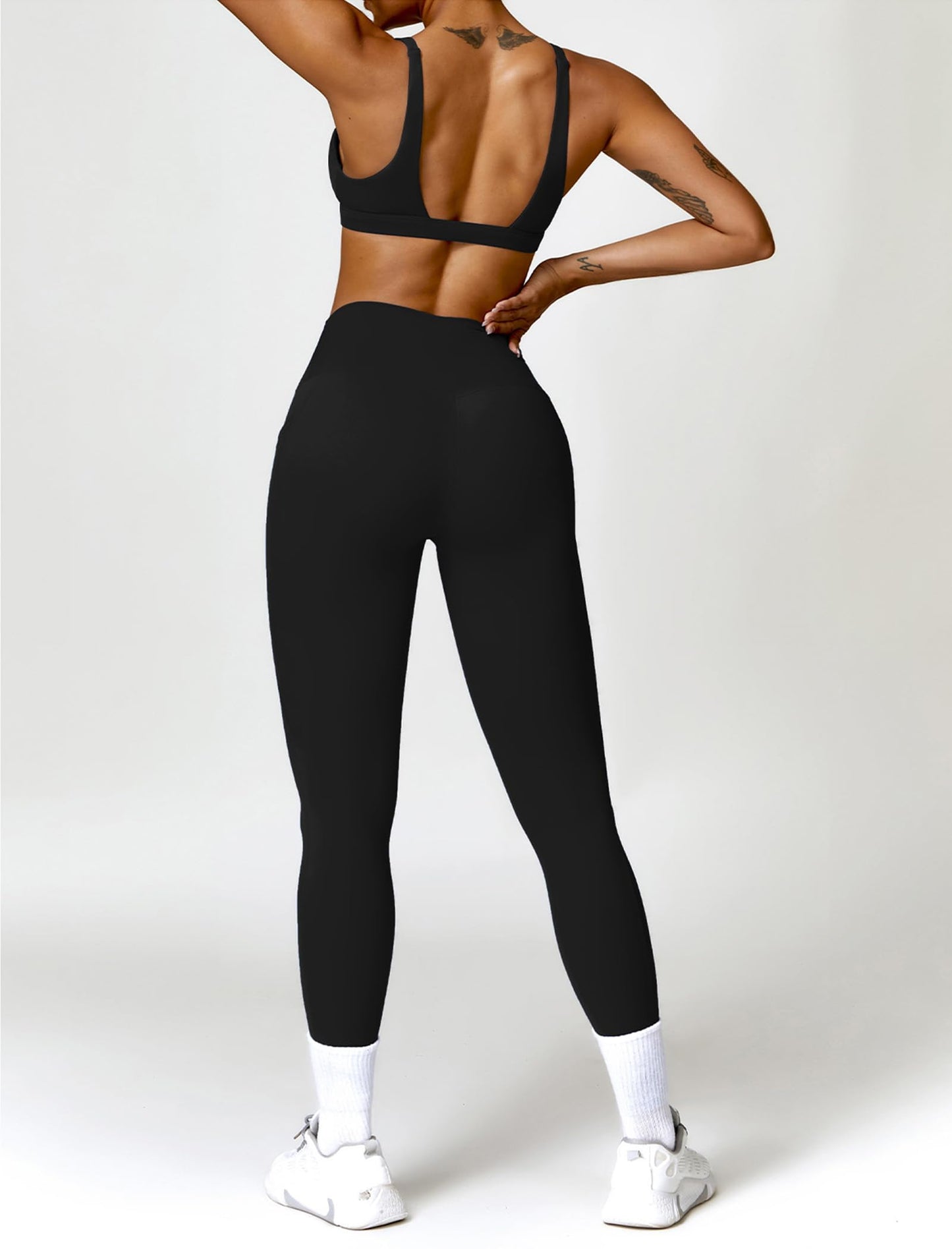 ABOCIW Deep V Neck Sports Bras for Women Padded Low Impact Fitness Yoga Bra U Back Wireless Gym Workout Bra Crop Top Black Small