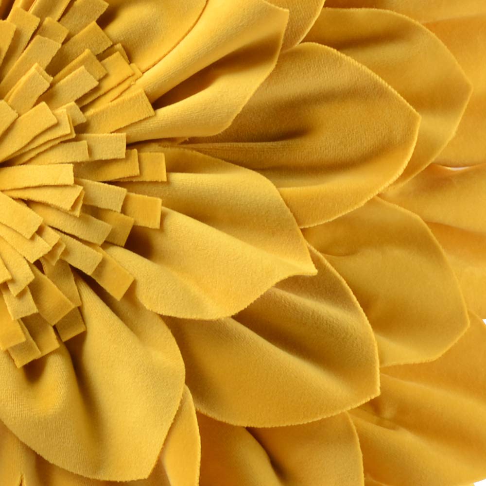 OiseauVoler Decorative 3D Flower Throw Pillow Covers Soft Velvet Handmade Pillowcases Cushion Covers for Couch Bed Living Room Home Decor 18x18 Inch Yellow