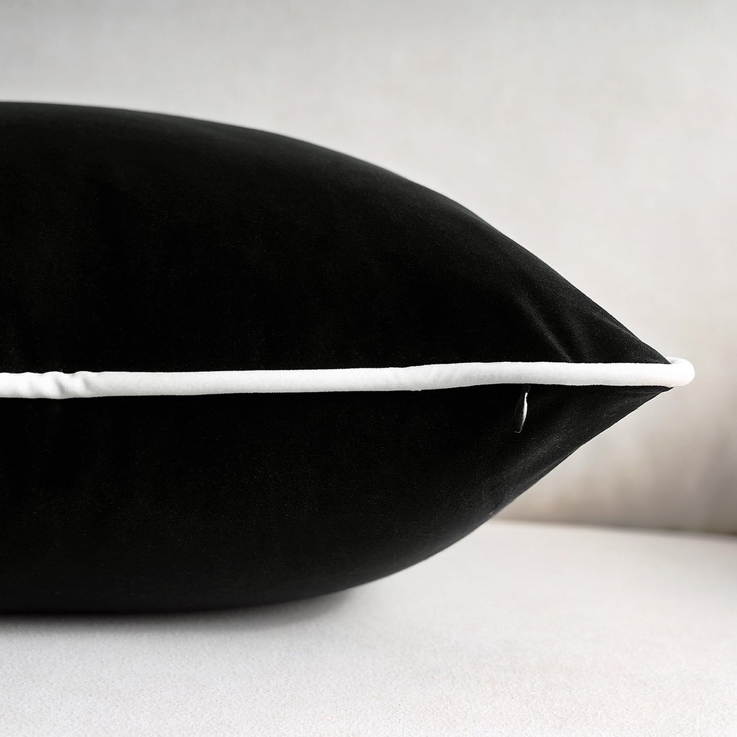 EliteBond Black Throw Pillow Covers 18x18 Decorative Velvet Couch Pillow Covers for Modern Home Decor Cushion Cases Set of 2 Pillowcases Decorations for Living Room Couch Sofa Bed Bedroom Patio