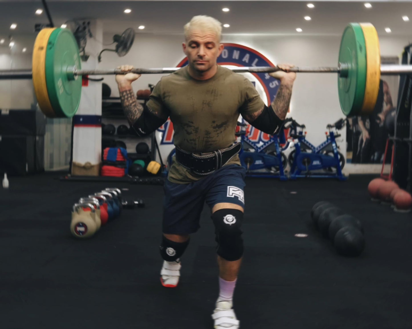 Knee Sleeves (1 Pair), 7mm Compression Knee Braces for Squats,Weightlifting,Powerlifting,Cross Training for Men & Women (XX-Large)