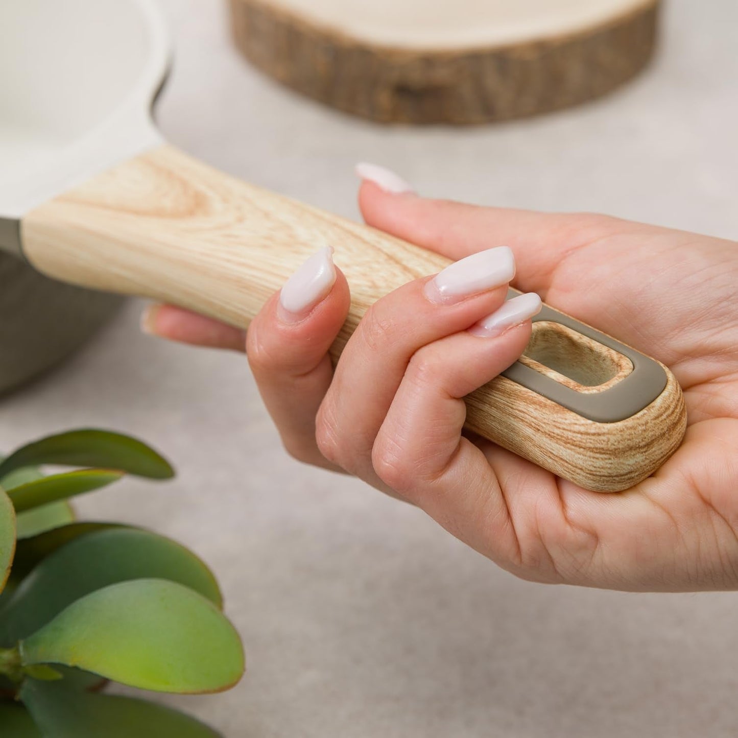 KASANOVA 10Pcs Cookware set, Die-cast Aluminum pots and pans, Nonstick frying pans and casseroles, Induction safe, PFOA-free (Green and Cream, 10 pcs)