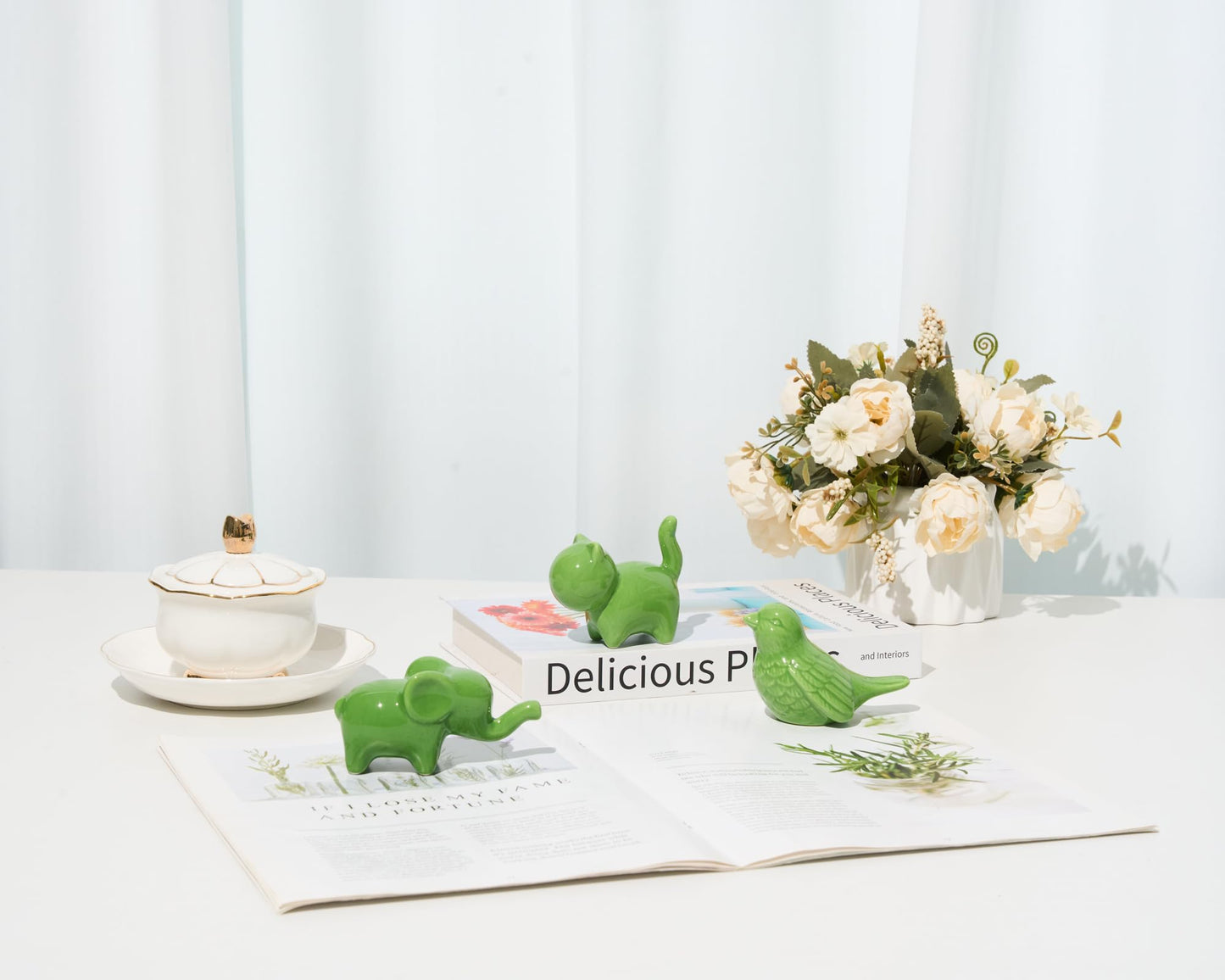 Artconal Small Bird Statue, 2-Pack 3.5 inch Shiny Gold Accent Small Knick Knacks Gifts, for Home Office Shelf Desk Coffee Table Decoration