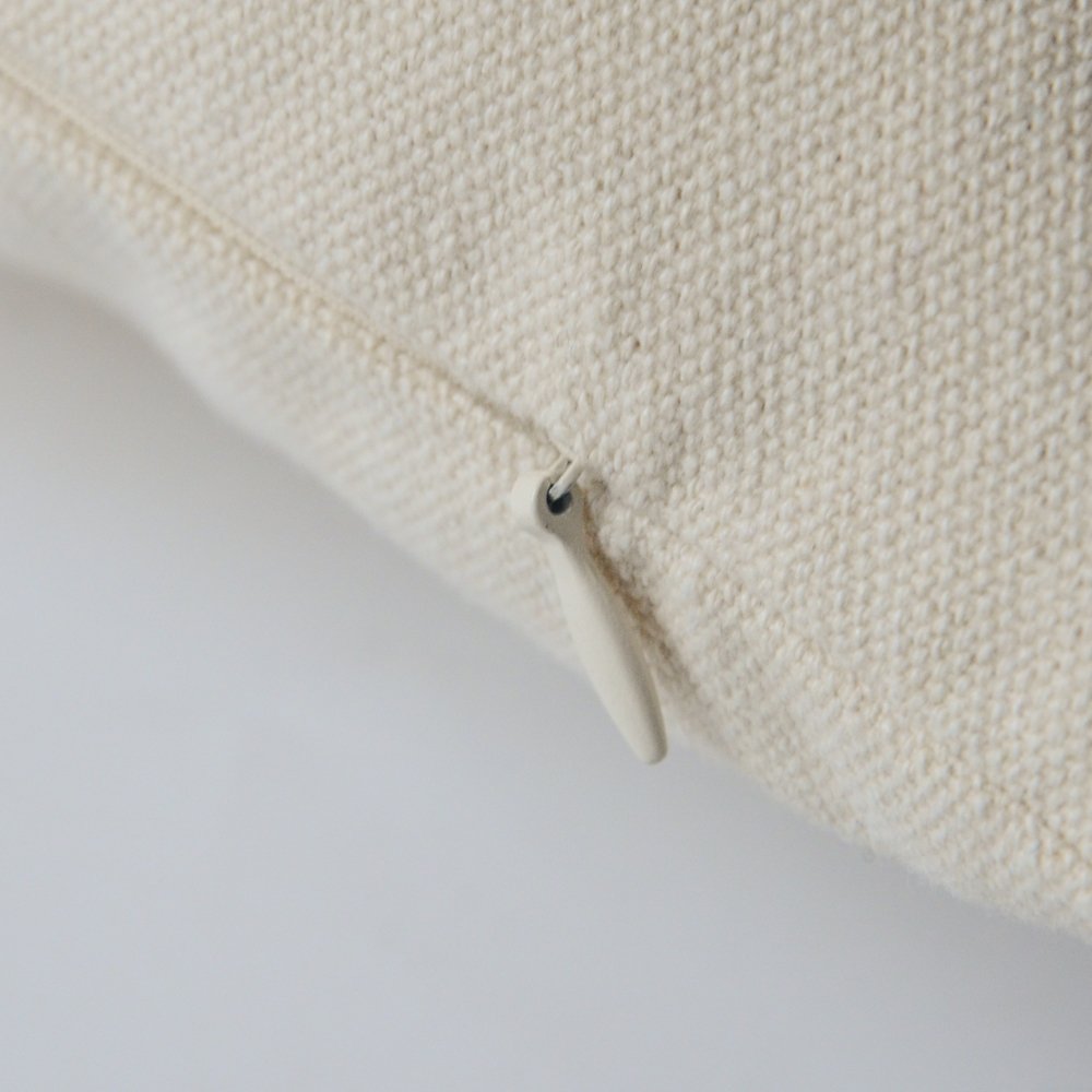 OiseauVoler Decorative 3D Sunflower Throw Pillow Covers Handmade Accent Pillowcases Cushion Covers for Home Sofa Car Bed Room Decor 18 x 18 Inch Reddish Orange