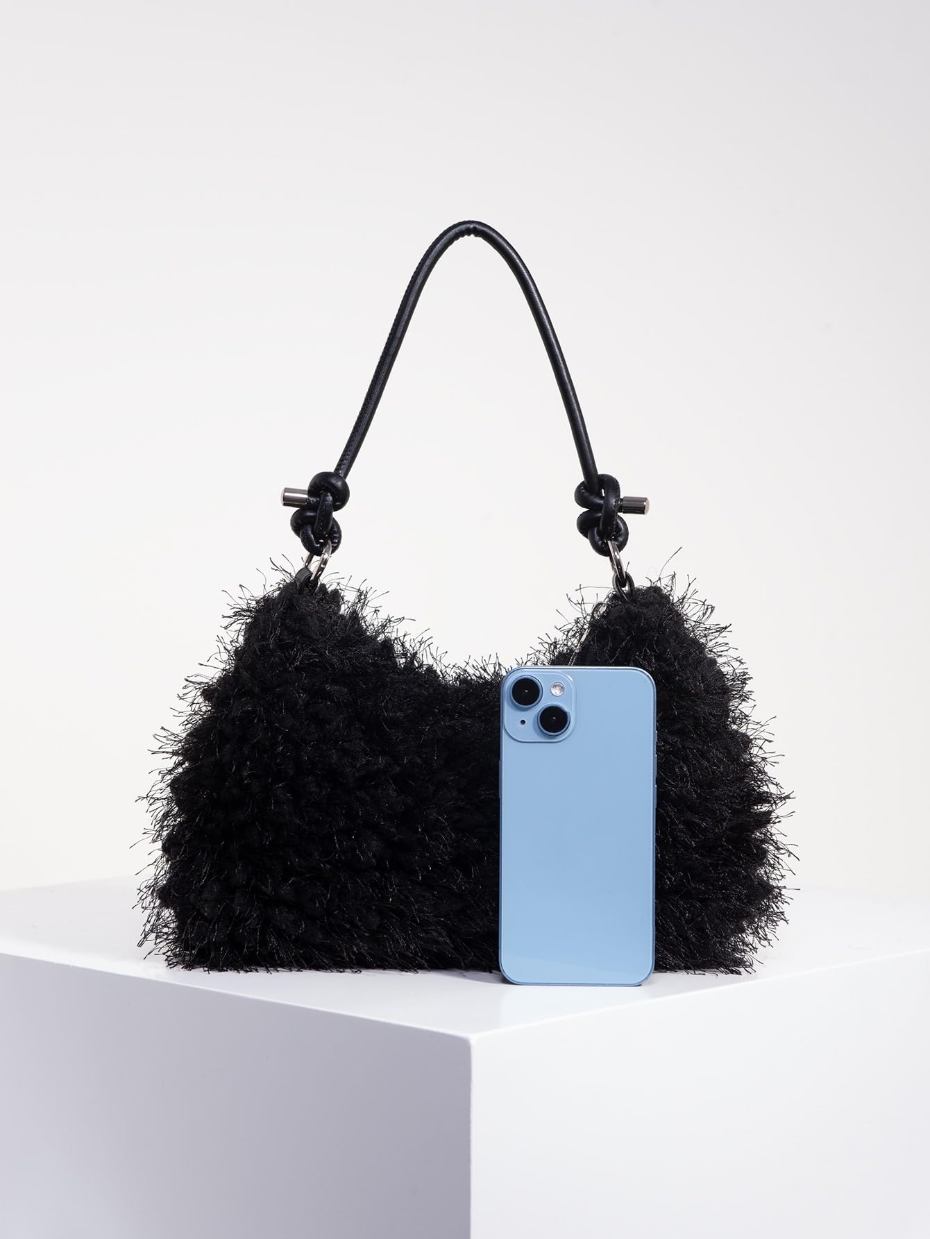 Verdusa Women's Fuzzy Faux Fur Underarm Bags Shoulder Bag Plush Purse Black One-Size