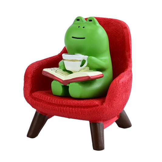 Mevodeata Cute Mini Frog Figurine with Small Sofa Resin Frog Figure for Office Home Decor - Cute Frog Gift for Frog Lovers (Red Sofa)