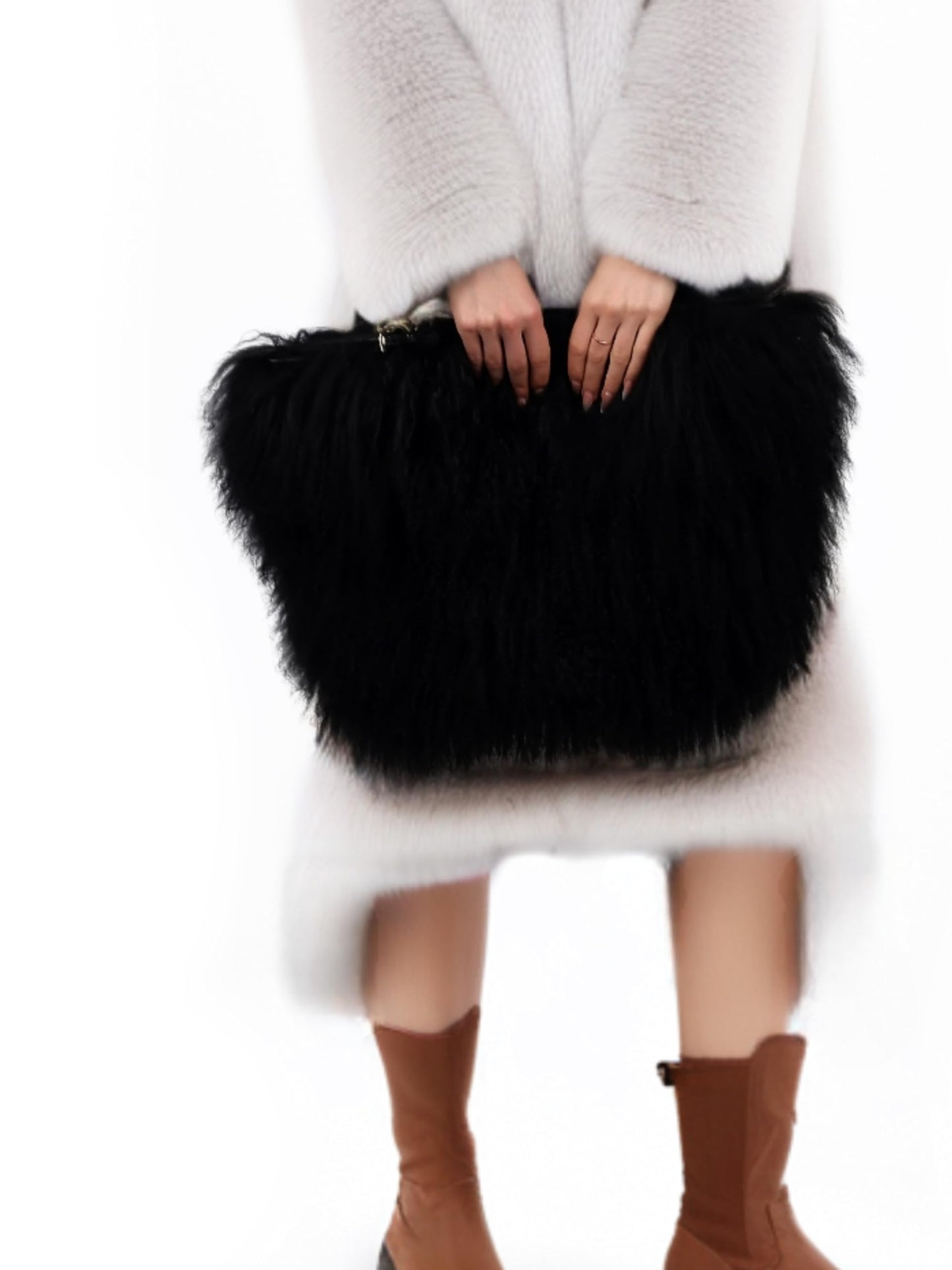 FINILUO Big Fur Tote Bag Curly Lamb Hair Furry Purse with Genuine Leather Handles Plush Black Fur Handbag (black)