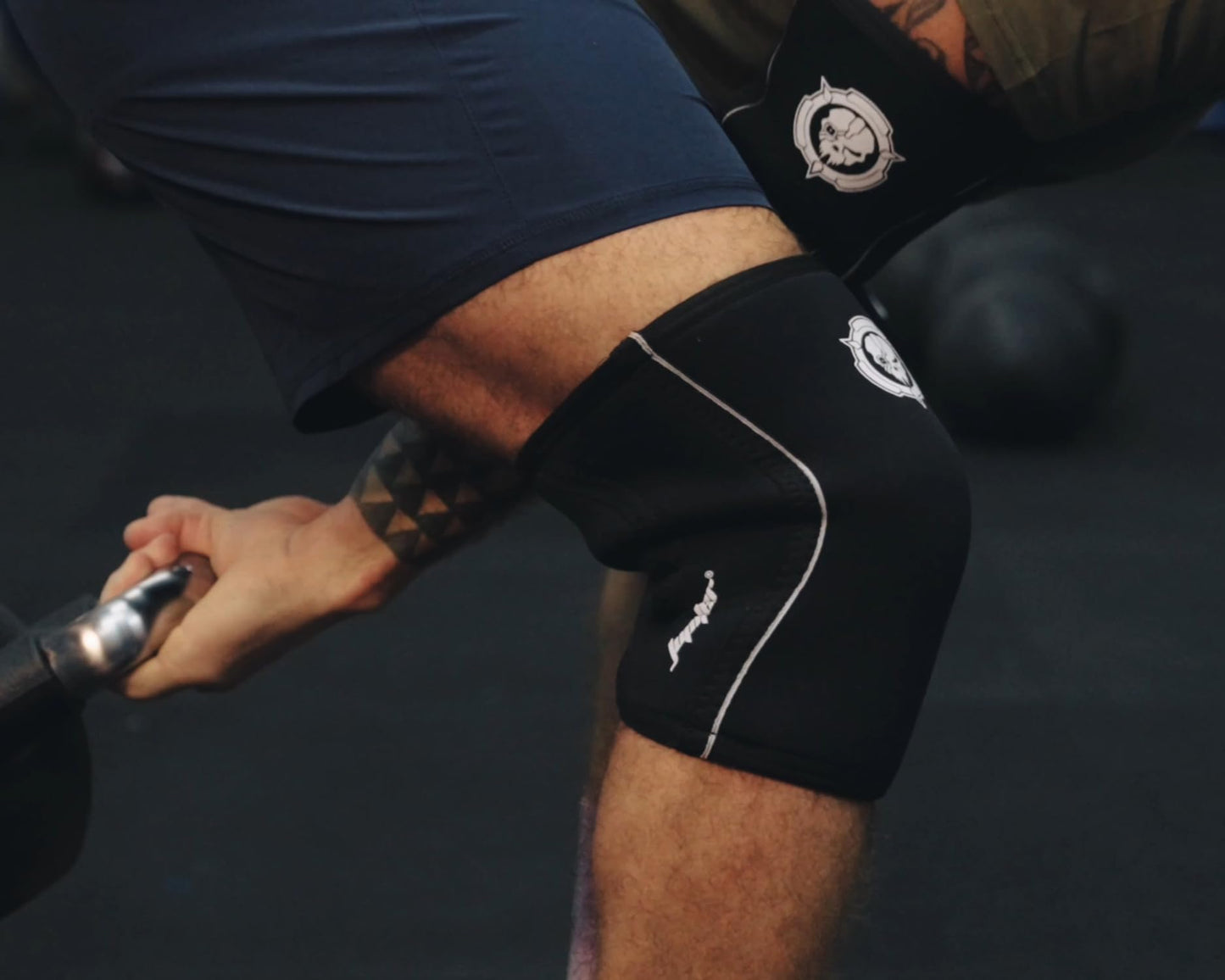 Knee Sleeves (1 Pair), 7mm Compression Knee Braces for Squats,Weightlifting,Powerlifting,Cross Training for Men & Women (XX-Large)