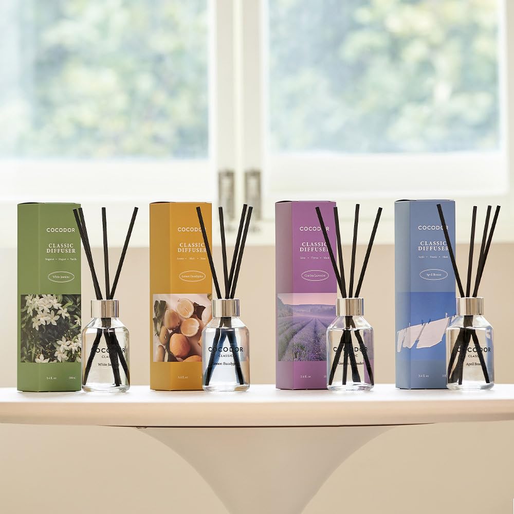 COCODOR Classic Reed Diffuser/Dark Vanilla&Sandalwood/3.4oz(100ml)/1 Pack/Home Fragrance Scent Essential Oil Stick Diffuser for Bedroom Bathroom Home Décor