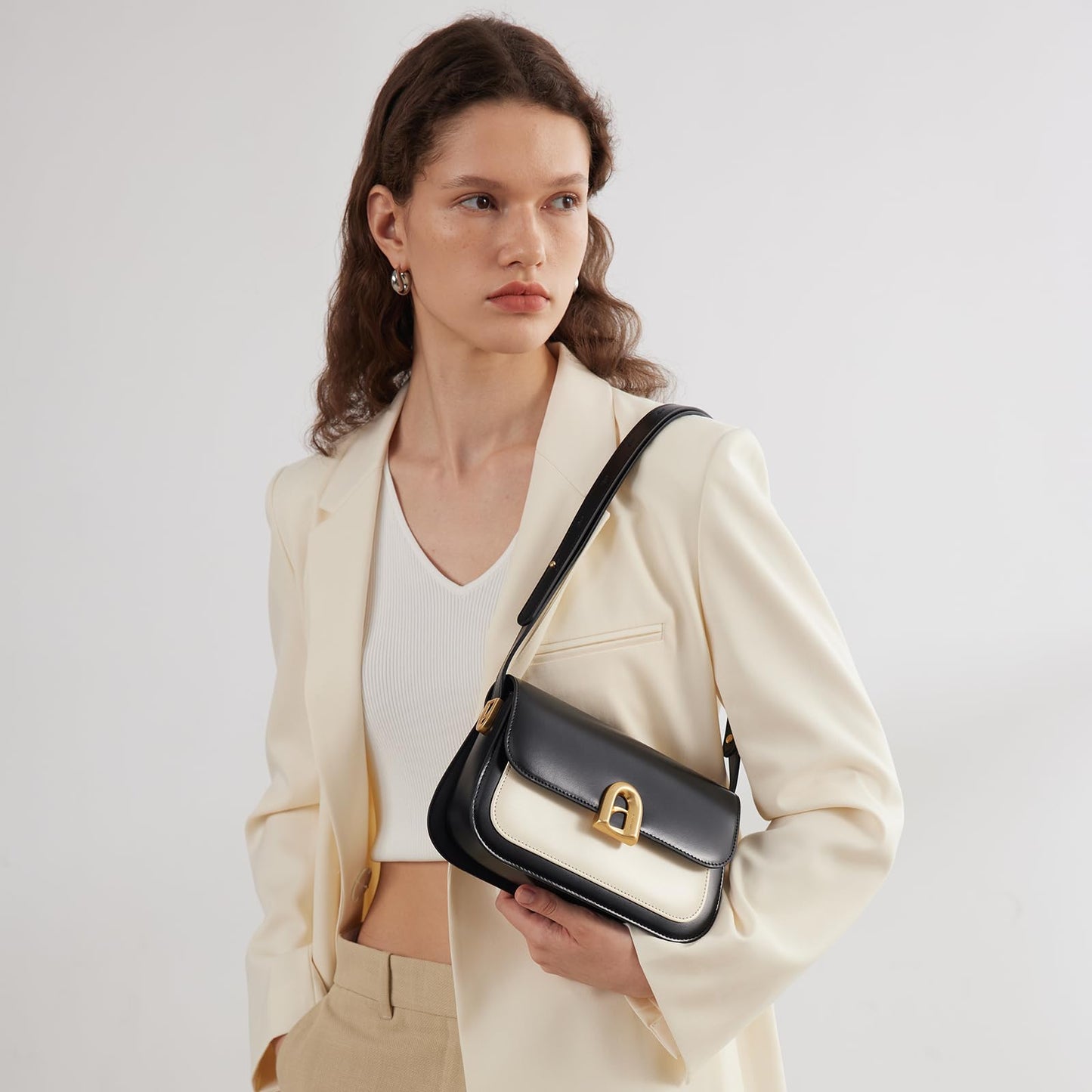 LA'FESTIN Genuine Leather Shoulder Purse for Women, Designer Handbag with Adjustable Strap, Going Out Crossbody Bag (White)