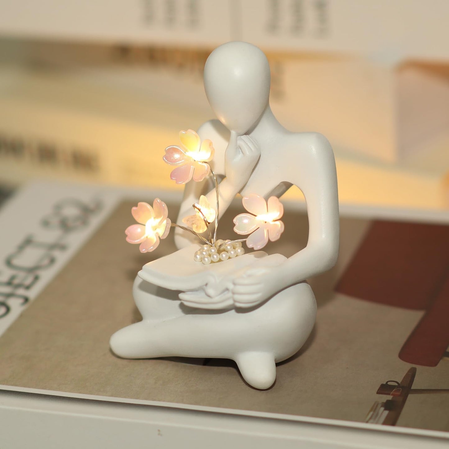 Bookshelf Decor Thinker Statue, Battery Powered Night Light, Modern Abstract Reading Figurines Home Decoration, Living Room Office Shelf Table Desk Decor, Aesthetic Gift