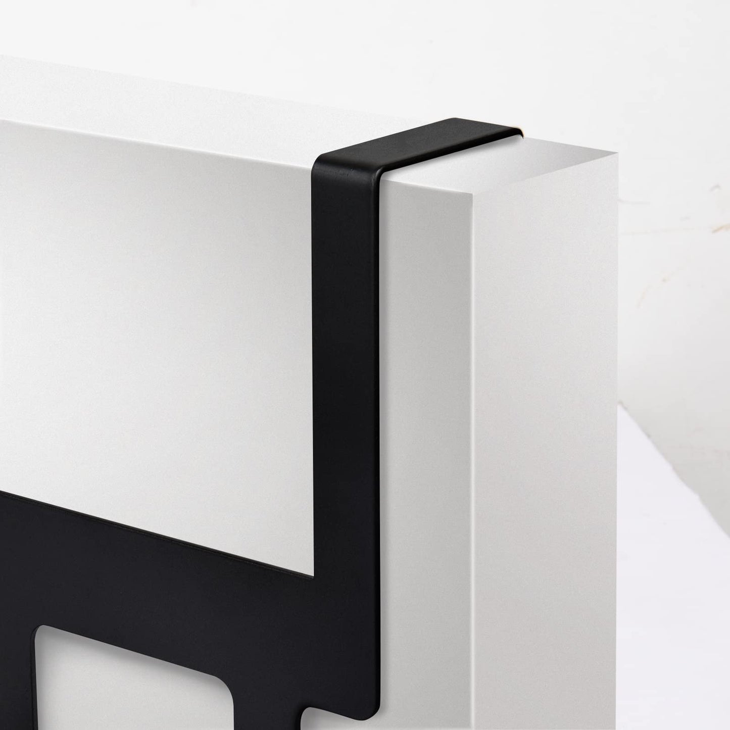 MINCORD Over Door Hook Hanger, Back of Door Bathroom Towel Rack Hooks Heavy-Duty Organizer Sturdy Anti-Rust Black 5-Hooks Towel Holder for Bathroom Bedroom Kitchen Coat Bag Robe Towels