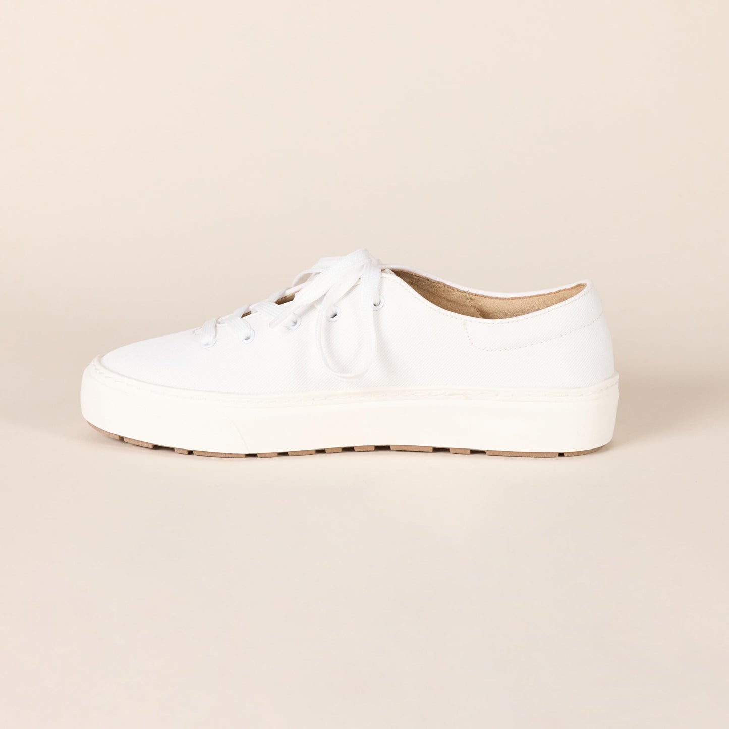 Amazon Essentials Women's Comfortable Lace Up Sneakers, White, 8.5