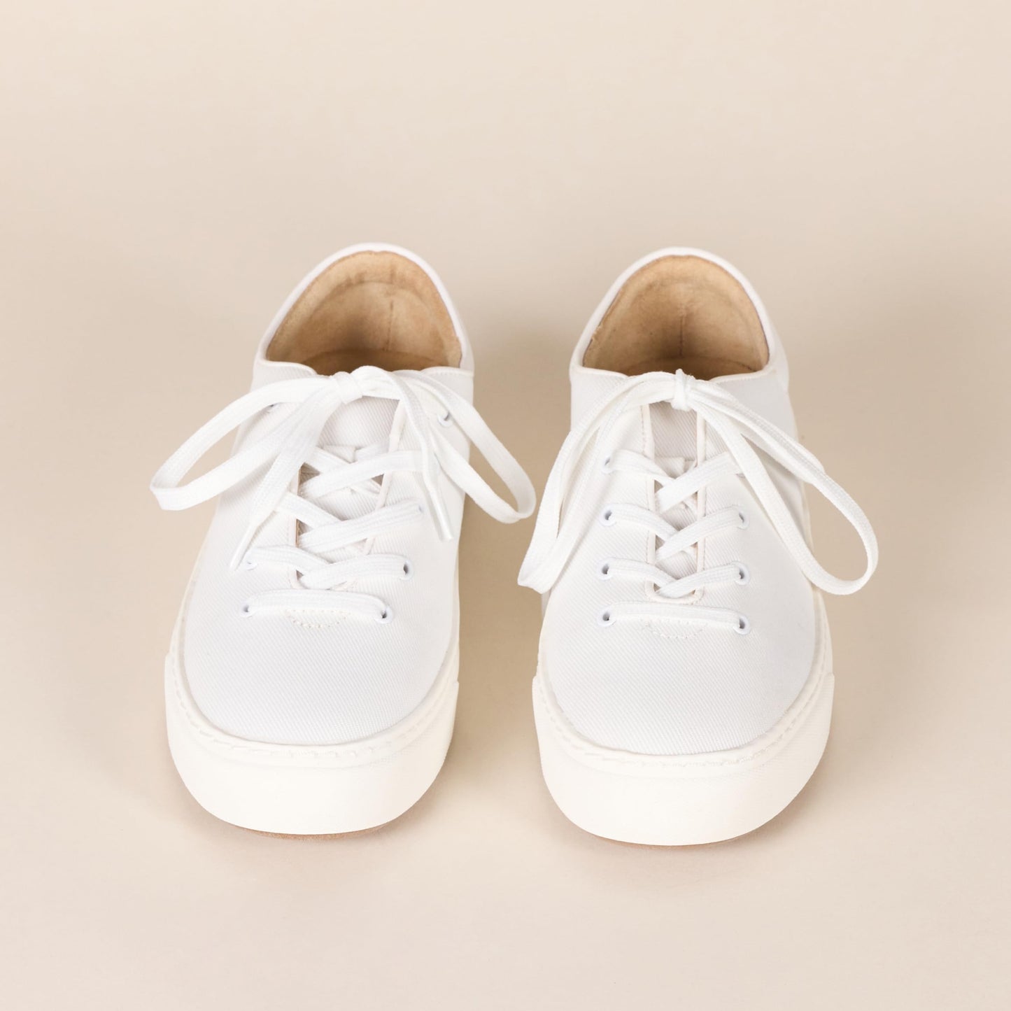 Amazon Essentials Women's Comfortable Lace Up Sneakers, White, 8.5