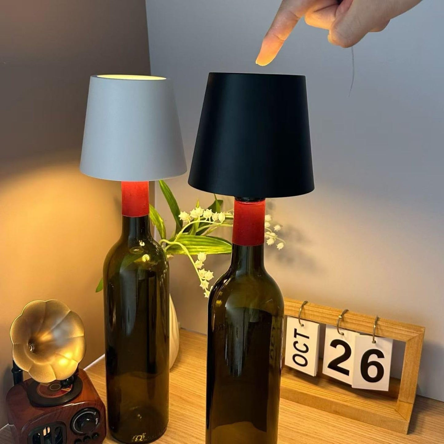 wioilyoy Wireless Bottle Light, New LED Wine Bottle lamp 2024 Rechargeable Bottle lamp, 3 Color Stepless Dimmable Light for Bedroom, Dining Room & Bar（White）