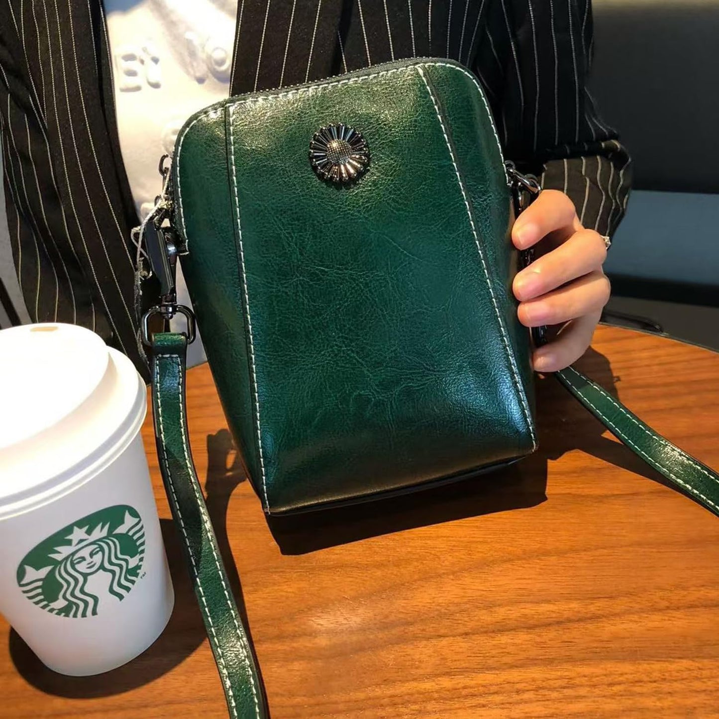 Designer Leather Small Crossbody Bags Purses for Women Cell Phone Bag Soft Women's Shoulder Handbags Gifts for Women (Green)
