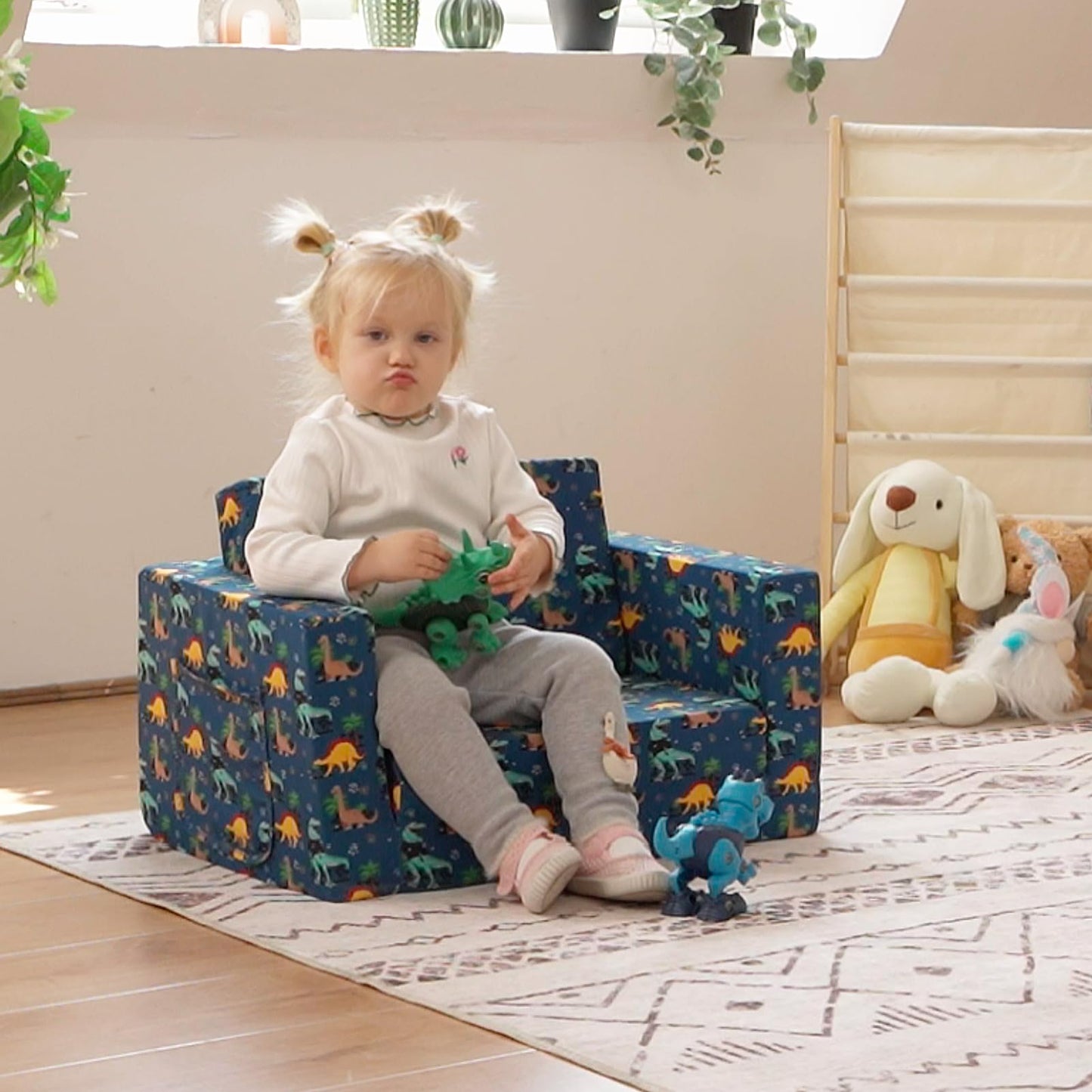 ALIMORDEN 2-in-1 Flip Out Comfy Toddler Couch, Lovely Kids Chair Convertible Sofa to Lounger for Story/Nap Time, Cool Dinosaurs