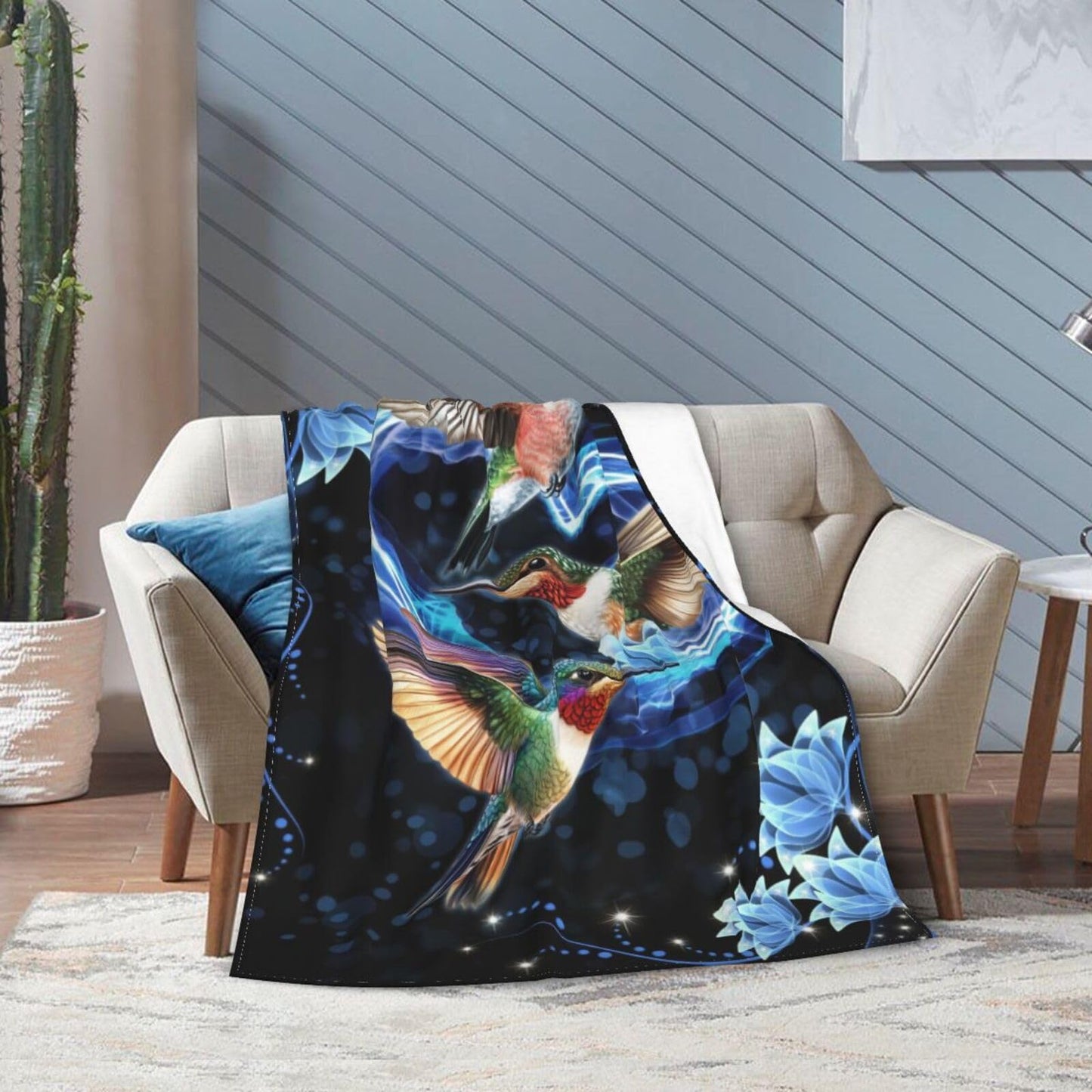 Hummingbird Blanket Super Cozy Soft Hummingbird Throw Blanket Warm Plush Fluffy Hummingbird Stuff Gifts for Women Girls Fleece Flannel Gift Blankets for Kids Adults 50"X40"