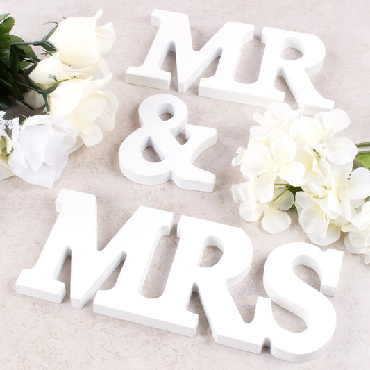Super Z Outlet White Wooden Mr and Mrs Signs Wedding Present for Party Table Top Dinner Decoration, Display Stand Figures, Home Wall