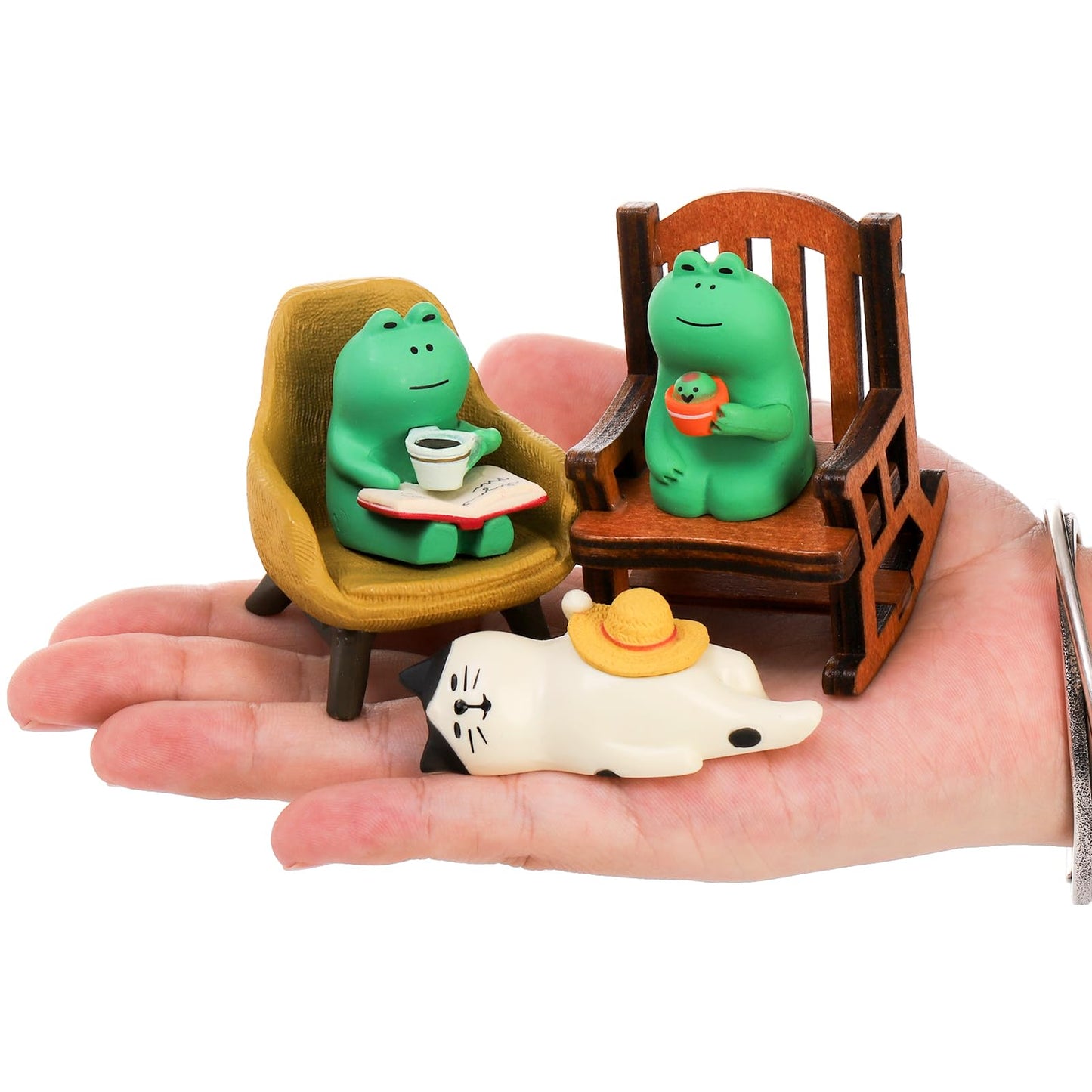 Noamus 8 Pieces Miniature Frog Figurines, Adorable Resin Collectibles Set, Cute Frog Statue Sculpture, Funny Desk Accessories for Garden Bedroom Office Decor, Plant Shelf