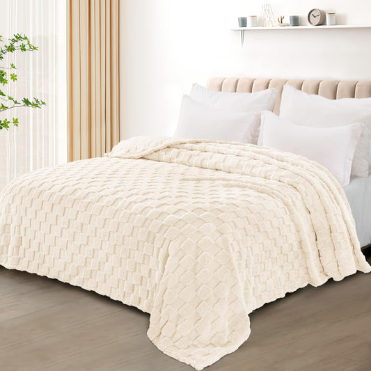 Exclusivo Mezcla Queen Size Flannel Fleece Blanket, Super Soft and Warm Lightweight Checkered Pattern Blankets for All Seasons, 90x90 Inches, Ivory
