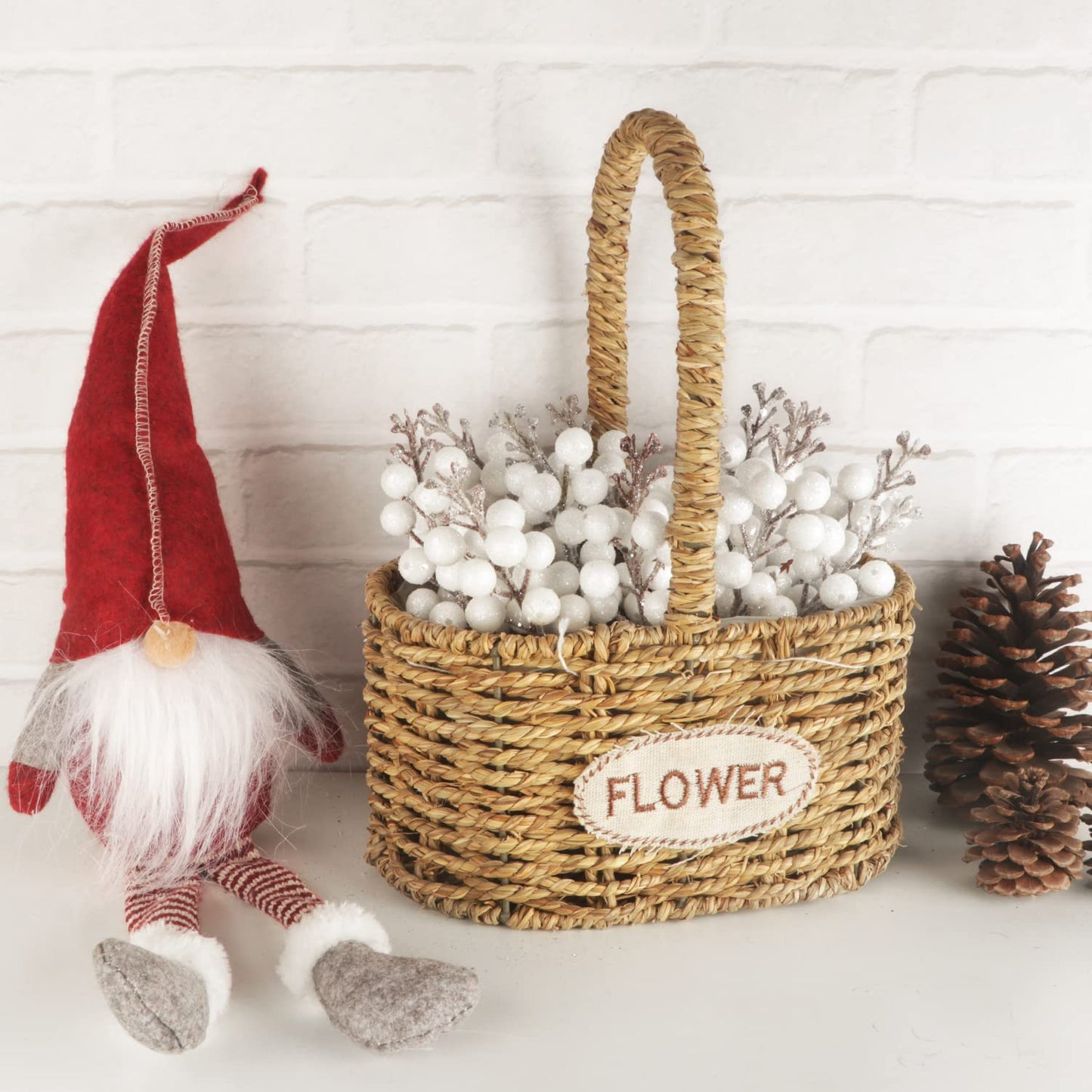 Fangoo 24 Pack Glitter White Stems,Artificial Glitter White Berry Picks Holly Red Berries Branches Christmas Berry Stem Picks for Christmas Tree Wedding Holiday Season Winter Home Decoration(19 CM)