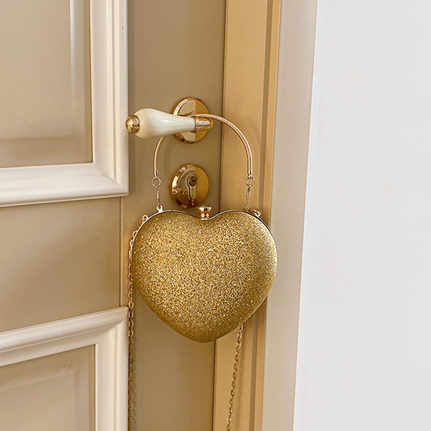 pfoosnd Sparkly Clutch Purses for Women Formal Clutch, Heart Shape Evening Bag, Purse Handbag for Wedding Cocktail Party (Gold)