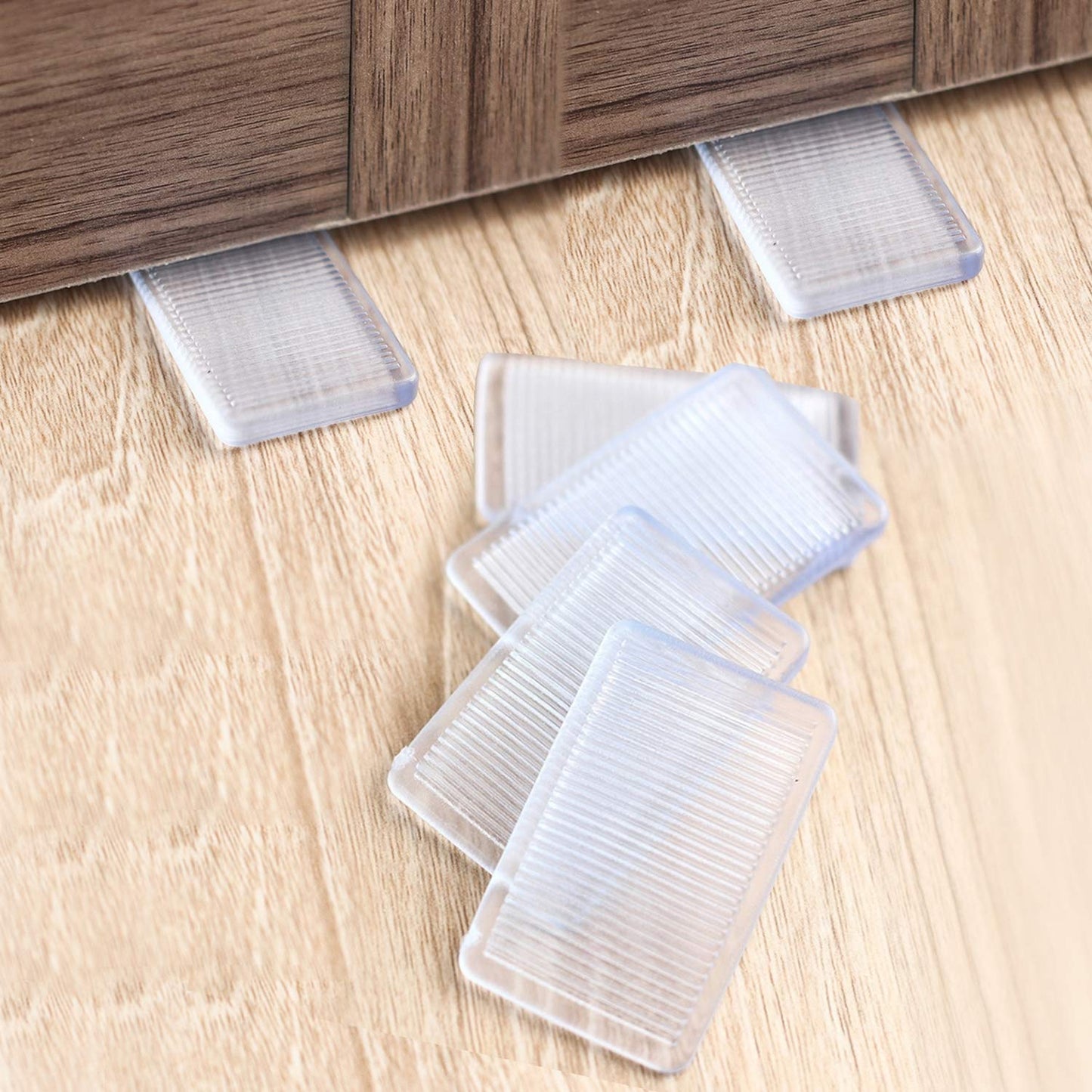 Tahikem 8 Pcs Plastic Clear Table Shims, Level Wedge for Home Furniture, Have Extreme Weight Capacity, Weather Resistant, Levelers for Wobbly Uneven Floors Fixing Toilet Leveling (Transparent)