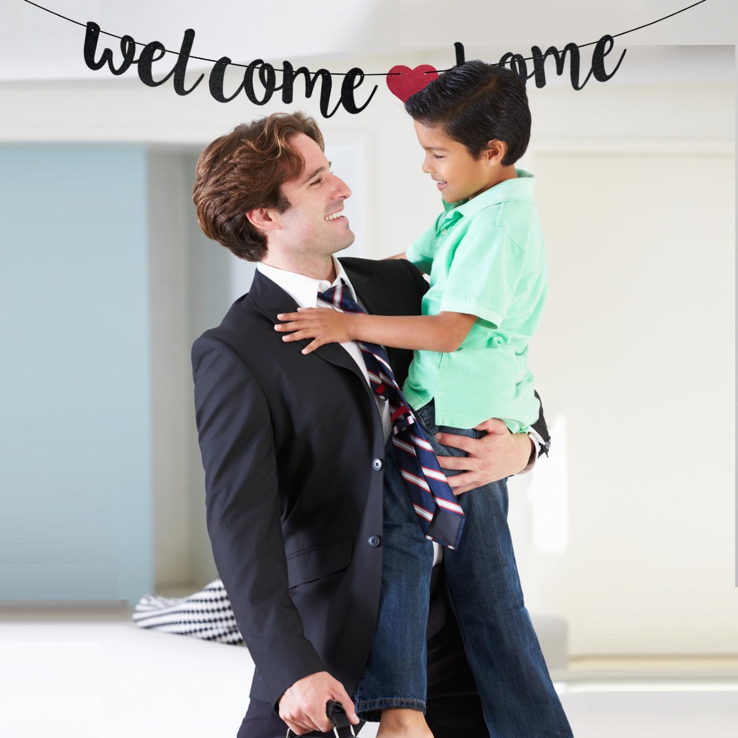 Welcome Home Banner Small Black Glitter Homecoming Party Sign Decors for Military Army Homecoming, Family Theme Party Supplies