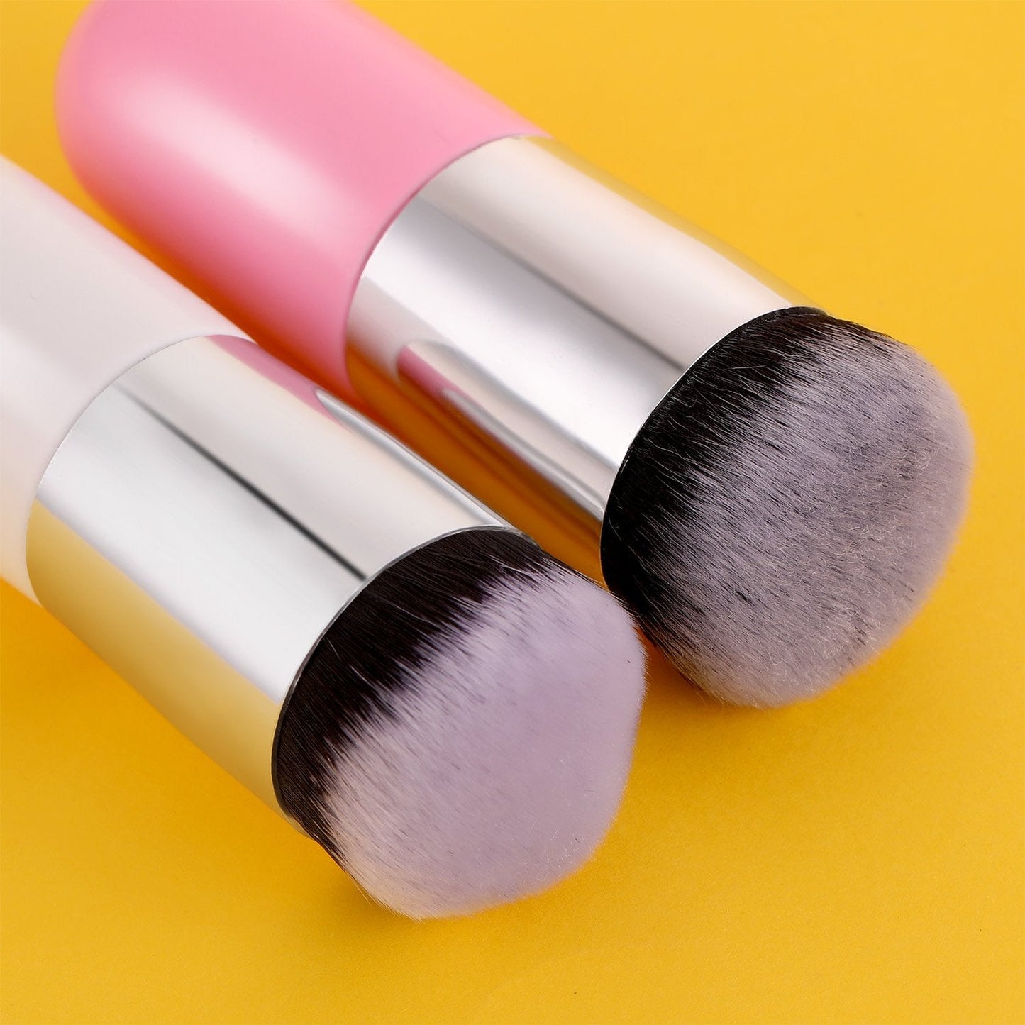 2 Pieces Foundation Brush Chubby Makeup Brush Kabuki Makeup Brush Travel Powder Brush for Blending Liquid, Cream or Powder Cosmetics (white and rose gold, pink and silver)