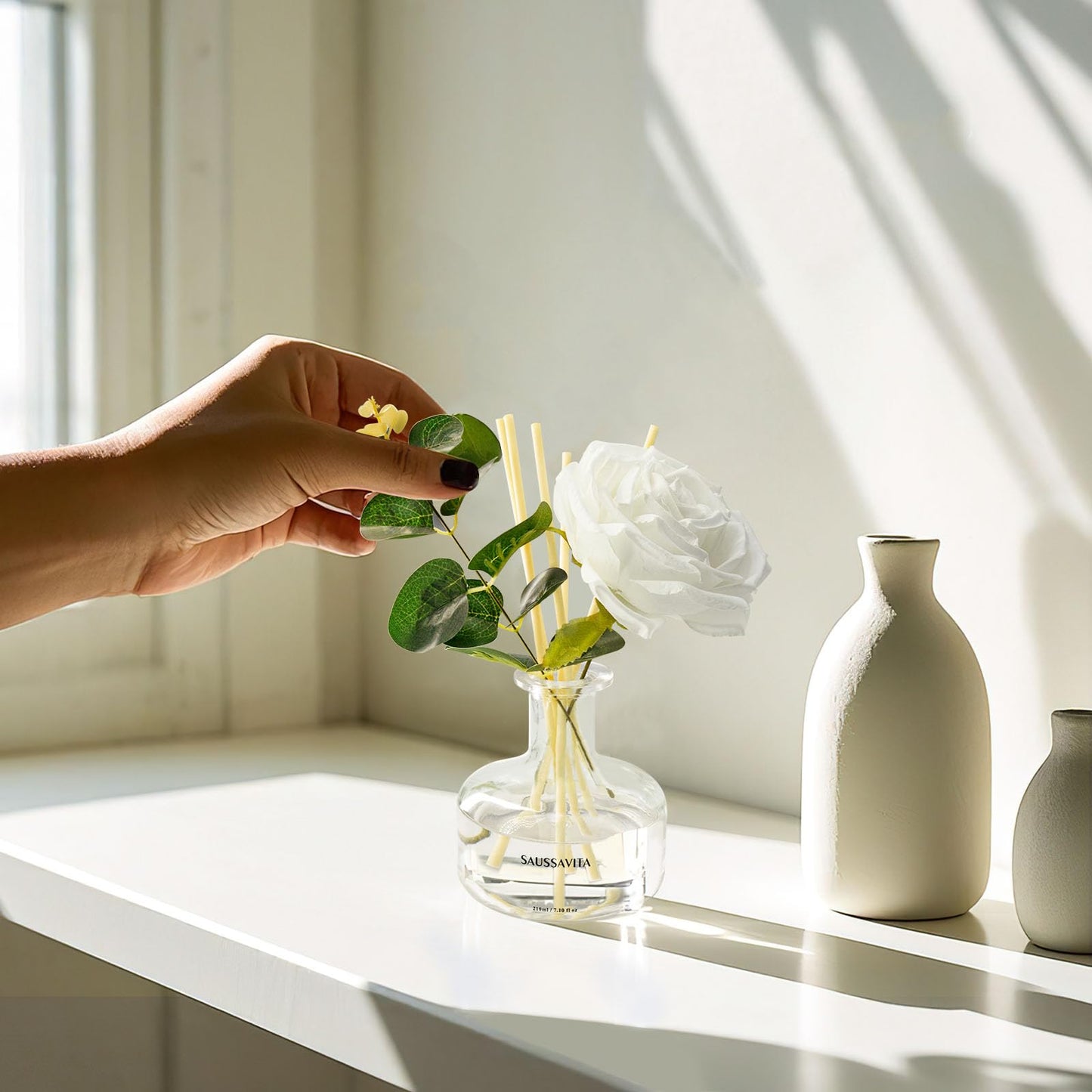 Reed Diffusers Set, 7.10 oz Flower Scented Diffuser with 7 Sticks, Long Lasting Home Fragrance for 120 Days, Perfect for Bathroom, Shelf Decor, Air Fresheners