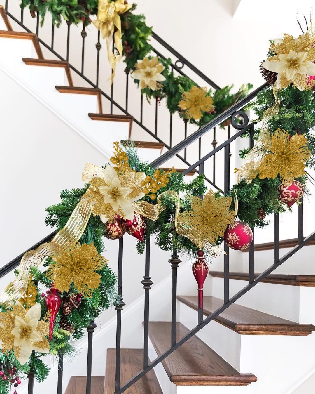 SJL 66 Pcs 3 Styles Christmas Glitter Poinsettia Flowers Artificial Berry Picks Christmas Tree Ornaments Artificial Christmas Flowers with Clips for Xmas Wedding Wreath Floral Decorations (Gold)