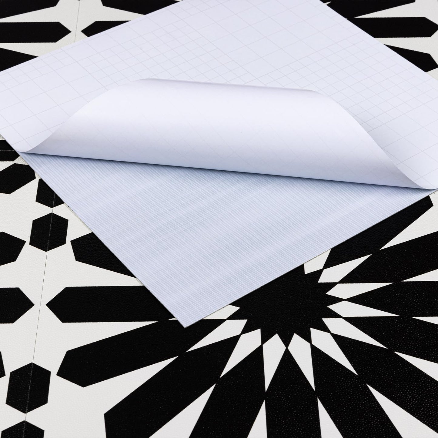 Elffloor Peel and Stick Floor Tile, Black and White Flower Waterproof Vinyl Flooring, 11.8 in×11.8 in, Peel and Stick Flooring for Bathroom, Kitchen, Bedroom, 10 Pcs