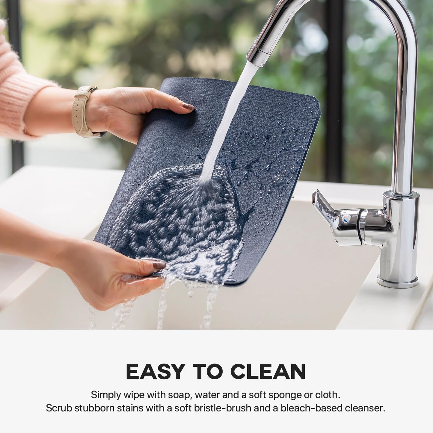 Baroyal Faux Leather Placemats Set of 6 Vinyl Washable Wipeable Table Mats for Kitchen Dining Table Heat Resistant Waterproof Modern Indoor/Outdoor Placemats Non-Slip Easy Clean Place Mats (Navy)