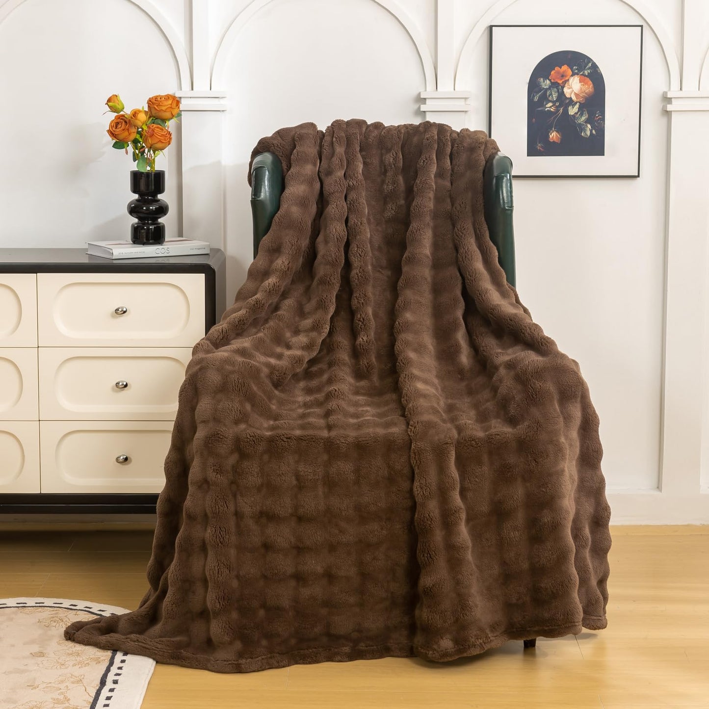 YUSOKI Faux Fur Throw Blanket with 3D Bubbles Super Soft Fuzzy Cozy Thick Blanket for Couch Chair Sofa Gift Home Décor(Brown,50 * 60inches)