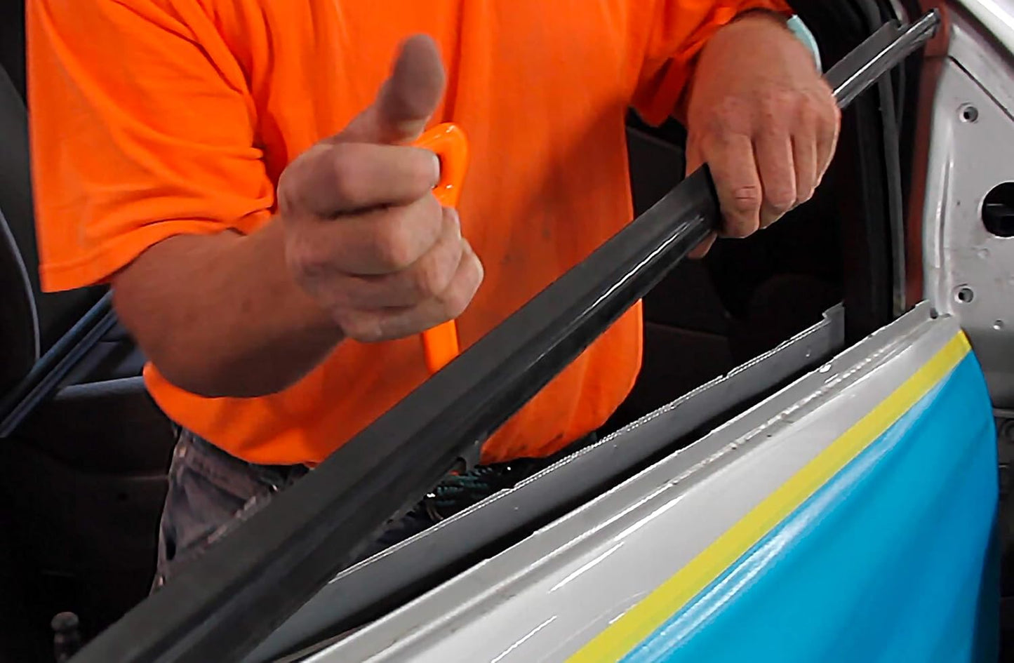 Lisle 35240 Belt Molding Tool Small