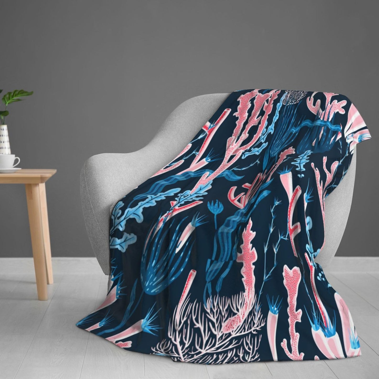 Jbofyee Coral Pattern Throw Blankets All Season Ultra Soft Warm Fleece Blanket for Home Bed Sofa Couch Chair Outdoor Travel Camping 50x40 Inch