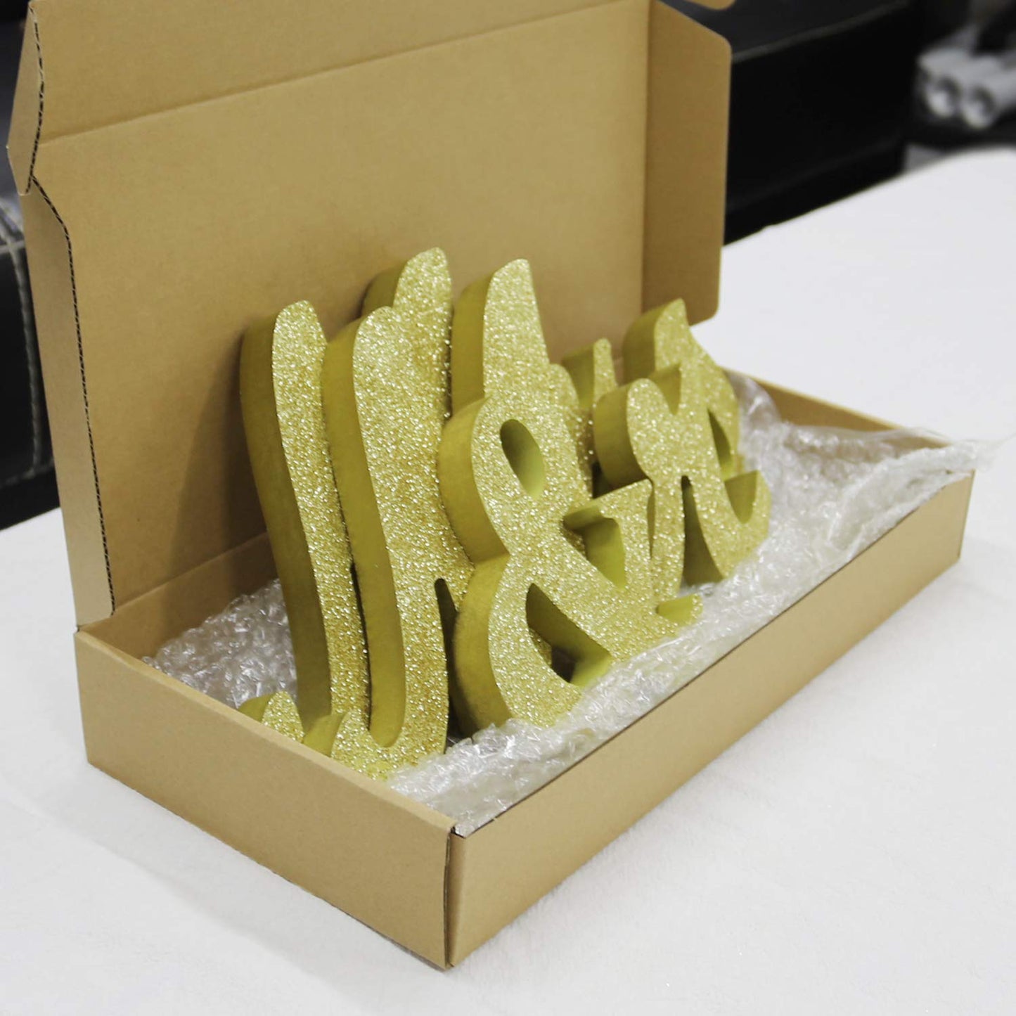 Wooden Mr and Mrs Sign, Rustic Mr. & Mrs. Letters Wedding Signs for Wedding Table, Miss Mr. Deroation for Photo Props/Party Table/Anniversary/Valentine's Day/Wedding & Engagement, Golden