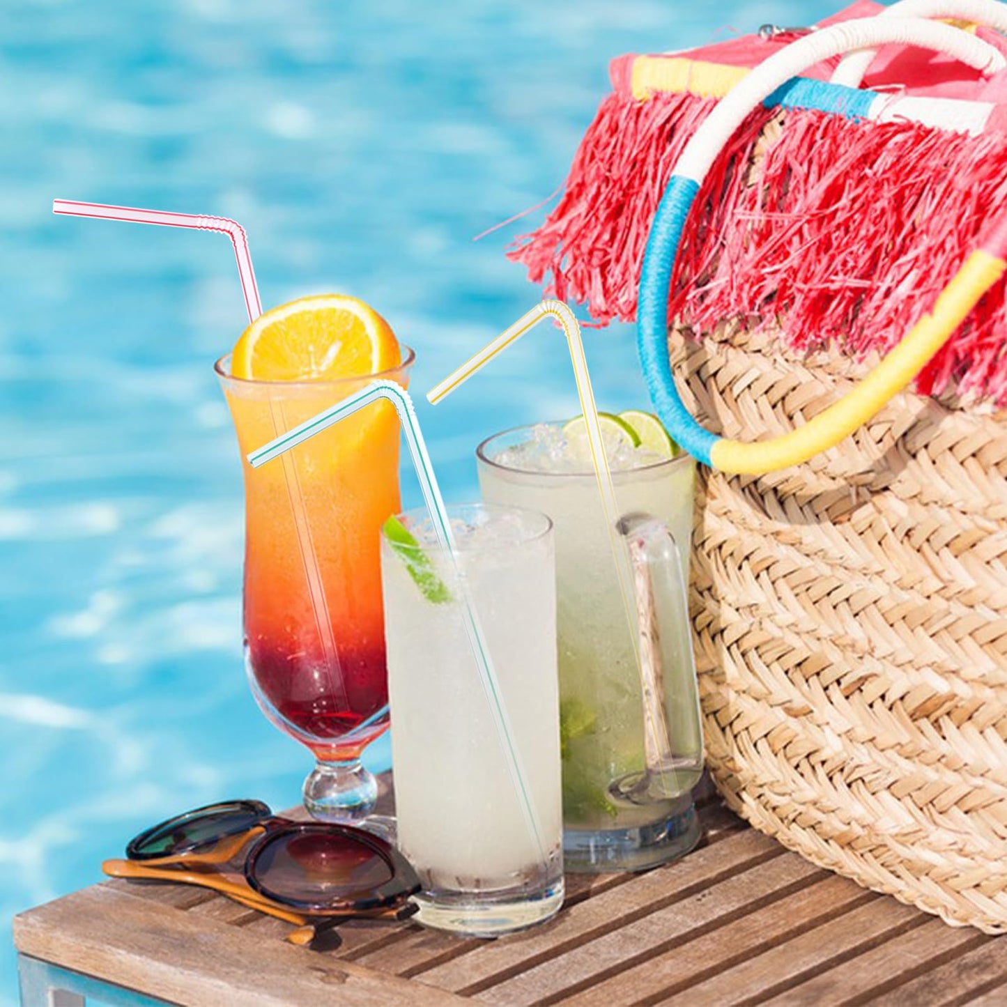 200 Pcs Plastic Disposable Straws,Flexible Plastic Straw,Bendable Disposable Drinking Striped Party Straw,Perfect for Home,Office,Birthday Party Use,Juice,Milkshake,Crafts