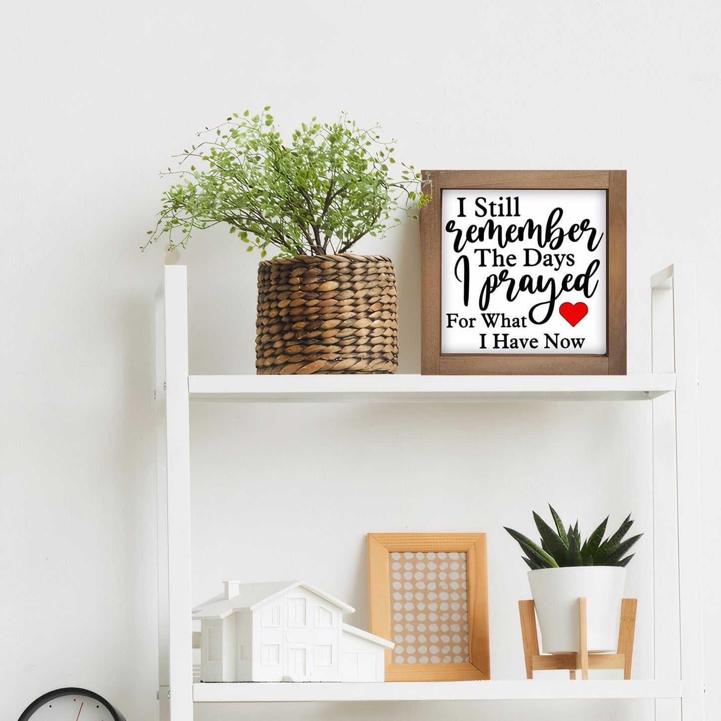 pechpell I Still Remember The Days I Prayed Sign, 6 Inch Wooden Christian Home Decor, Rustic Bible Verse Wall Art for Table Shelf Desk Office Kitchen Bathroom Farmhouse Decorations