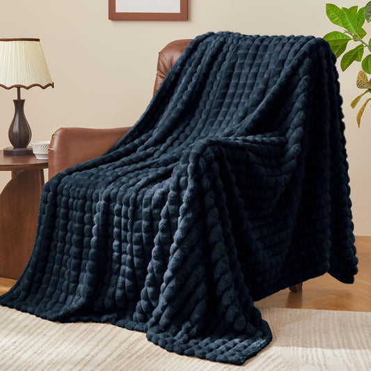 BEDELITE Navy Throw Blanket for Couch and Bed- Super Soft and Warm 3D Checkered Fluffy Fuzzy Fleece Blanket, Luxurious Plush Cozy Blanket for Room Decor Spring, 50x60 inches