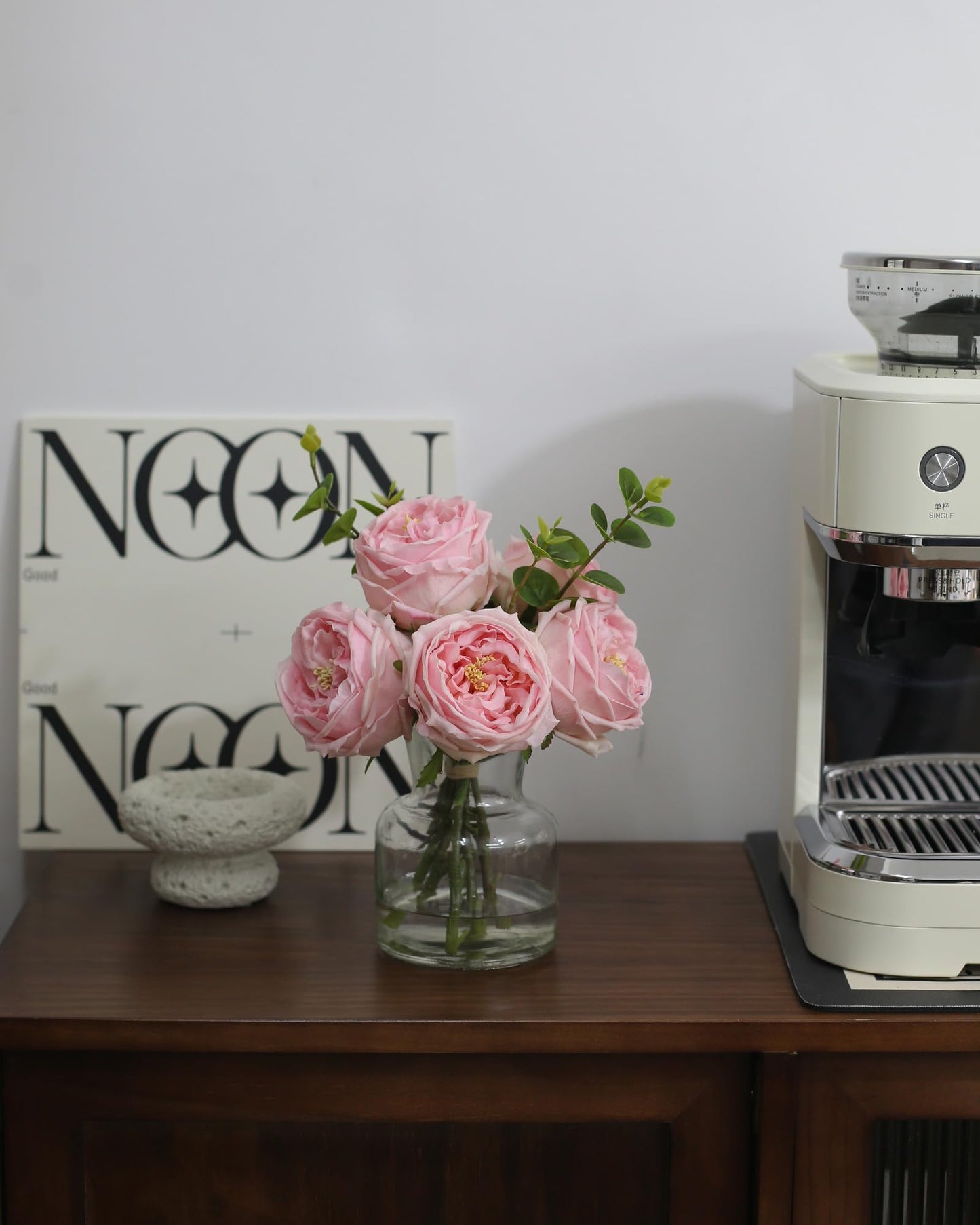 CHASMILE Artificial Flowers with Pink Roses in Vase, Lifelike Fake Flowers in Vase, Faux Flower Arrangements for Dining Table Centerpiece Decor, Table Centerpieces for Dining Room