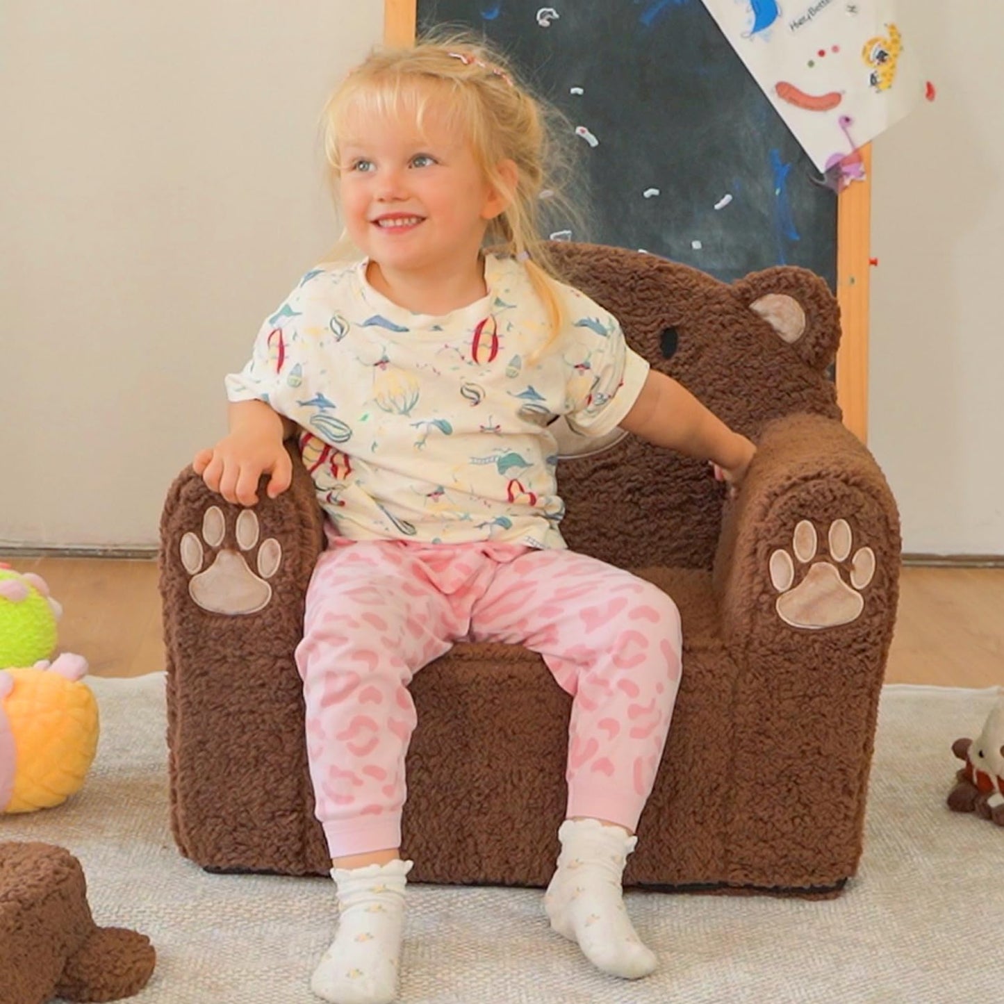 ALIMORDEN Toddler Couch Ultra-Soft Snuggle Chair, Comfy Sherpa Foam Filled Lovely Bear Sofa, Kids Cozy Corner Play Couch for Boys and Girls, Brown