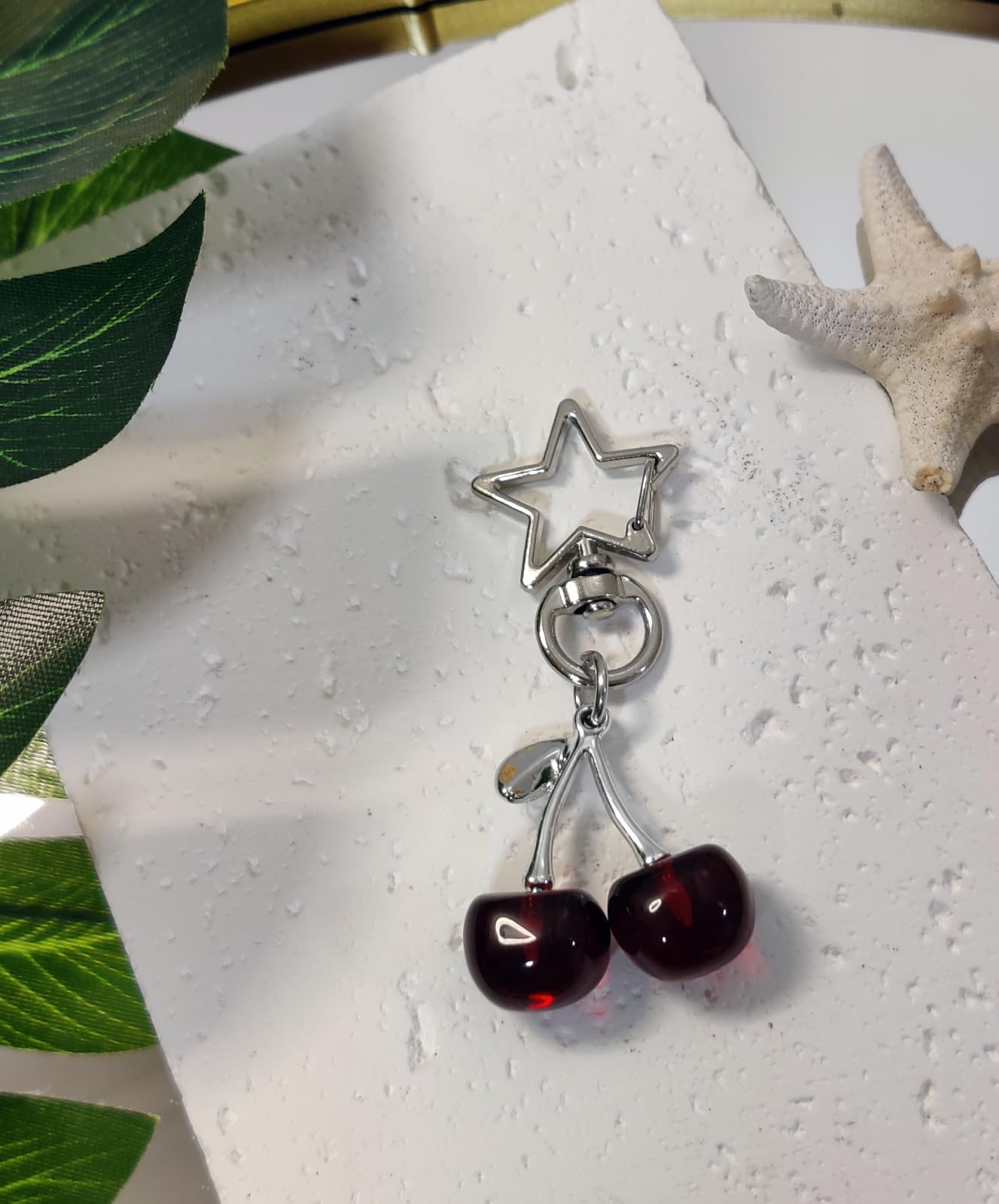 AYYSHULAN Cute Cherry Keychain Bag Charms Star Keyring Sweet Aesthetic Y2K Accessory Kawaii Purse for Car Keys Women Girls,Burgundy