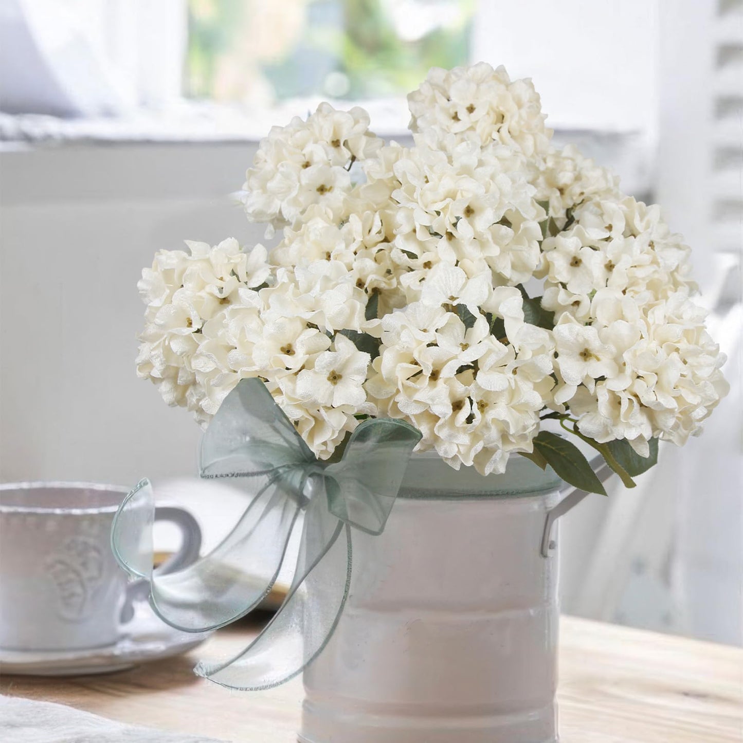 FAICOIA 2 Pcs Hydrangea Artificial Flowers White Faux Hydrangeas Flower Outdoor Artificial Flowers Bouquets Silk Hydrangea Flowers Stems for Home Decor Party Floral Arrangements Wedding Centerpieces