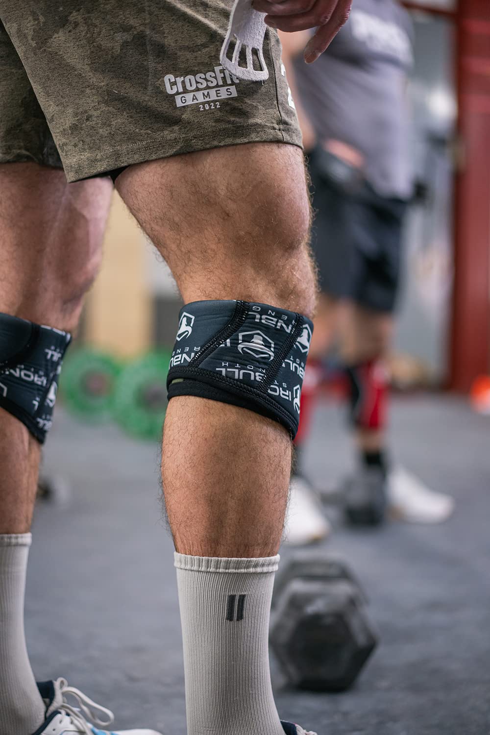 5mm Knee Sleeves (Pair) for Weightlifting & Cross-Training - High-Performance Knee Compression Wraps For Squats - Men and Women (Large, Black)