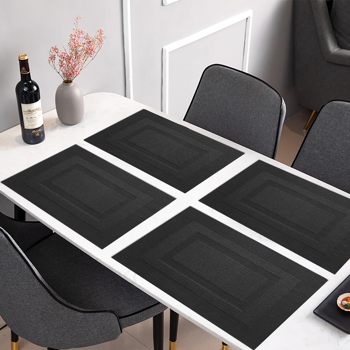 PIGCHCY Placemats Set of 8 Washable Durable Placemat Vinyl Heat Resistant Non-Slip Table Mats Indoor Outdoor (Pure Black)